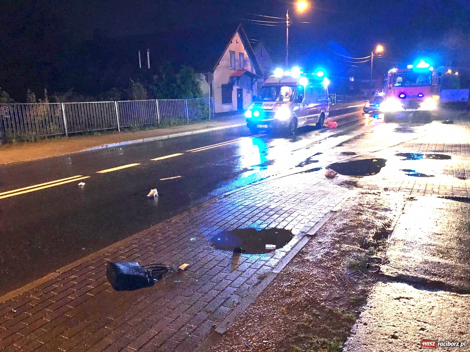 Zdjęcie w galerii na portalu naszraciborz.pl: Ranna w wypadku 17-latka czekała pół godziny na karetkę z... Rybnika wiadomości z regionu