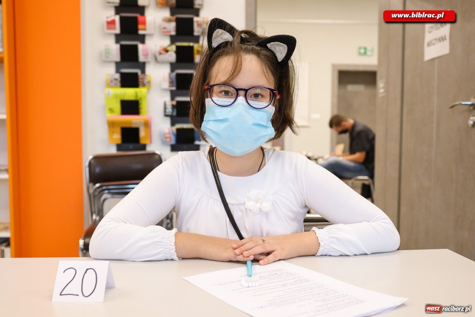 Zdjęcie w galerii na portalu naszraciborz.pl: Potteromaniacy sprawdzili swą wiedzę w raciborskiej bibliotece [FOTO] wiadomości z regionu