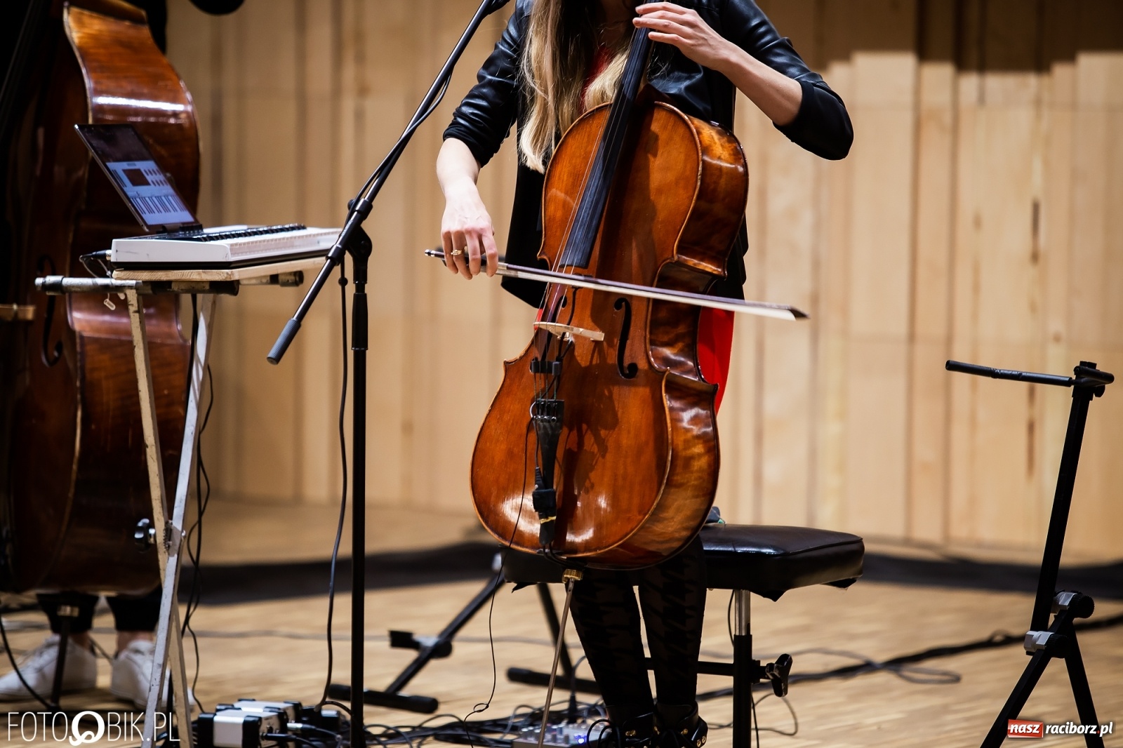 Zdjęcie w galerii na portalu naszraciborz.pl: Koncert z okazji Dnia Nauczyciela w raciborskiej szkole muzycznej wiadomości z regionu