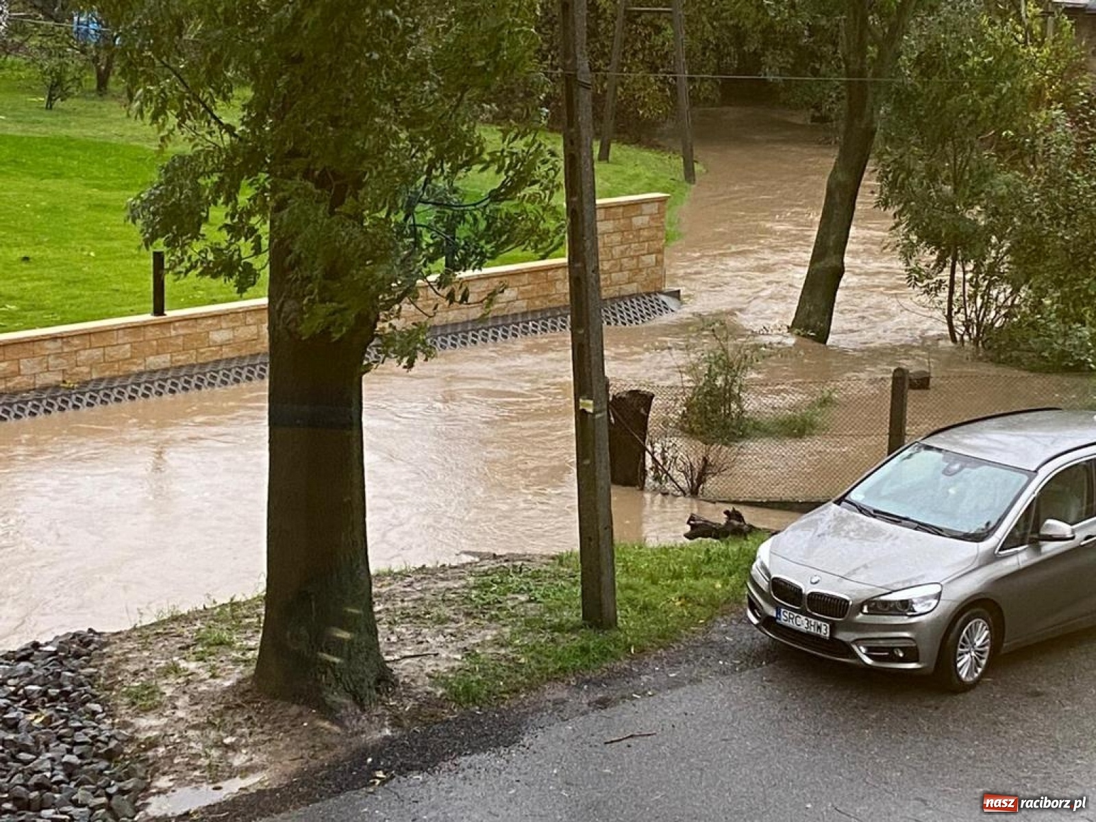 Zdjęcie w galerii na portalu naszraciborz.pl: Służby korygują prognozy! Wezbranie na Odrze będzie większe niż sądzono wiadomości z regionu
