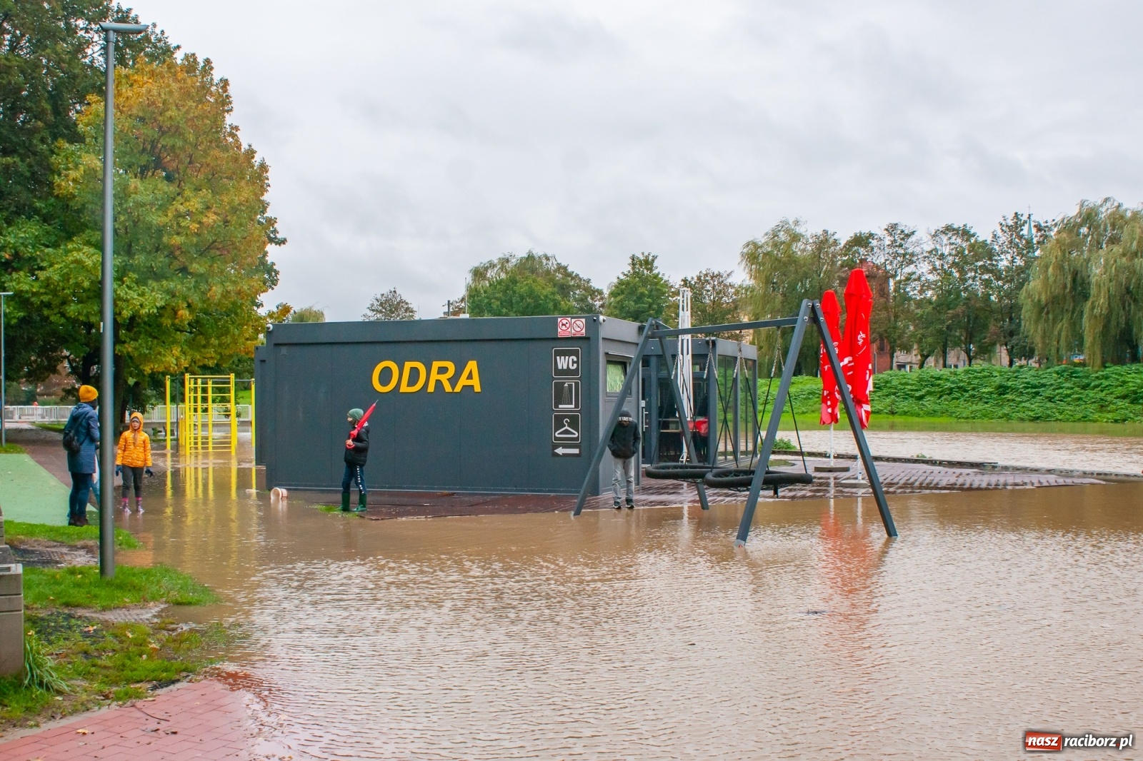 Zdjęcie w galerii na portalu naszraciborz.pl: Sytuacja powodziowa w powiecie raciborskim  wiadomości z regionu