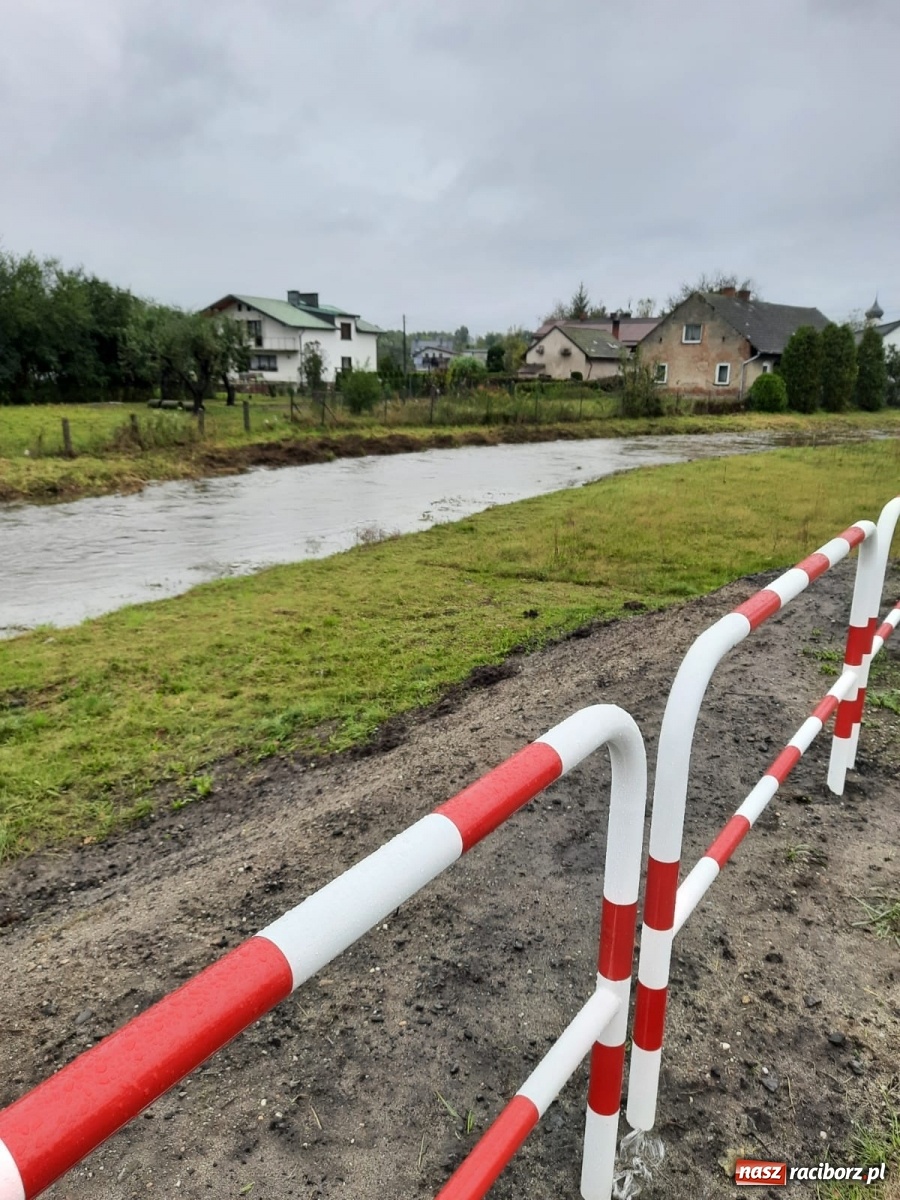 Zdjęcie w galerii na portalu naszraciborz.pl: Sytuacja powodziowa w powiecie raciborskim  wiadomości z regionu