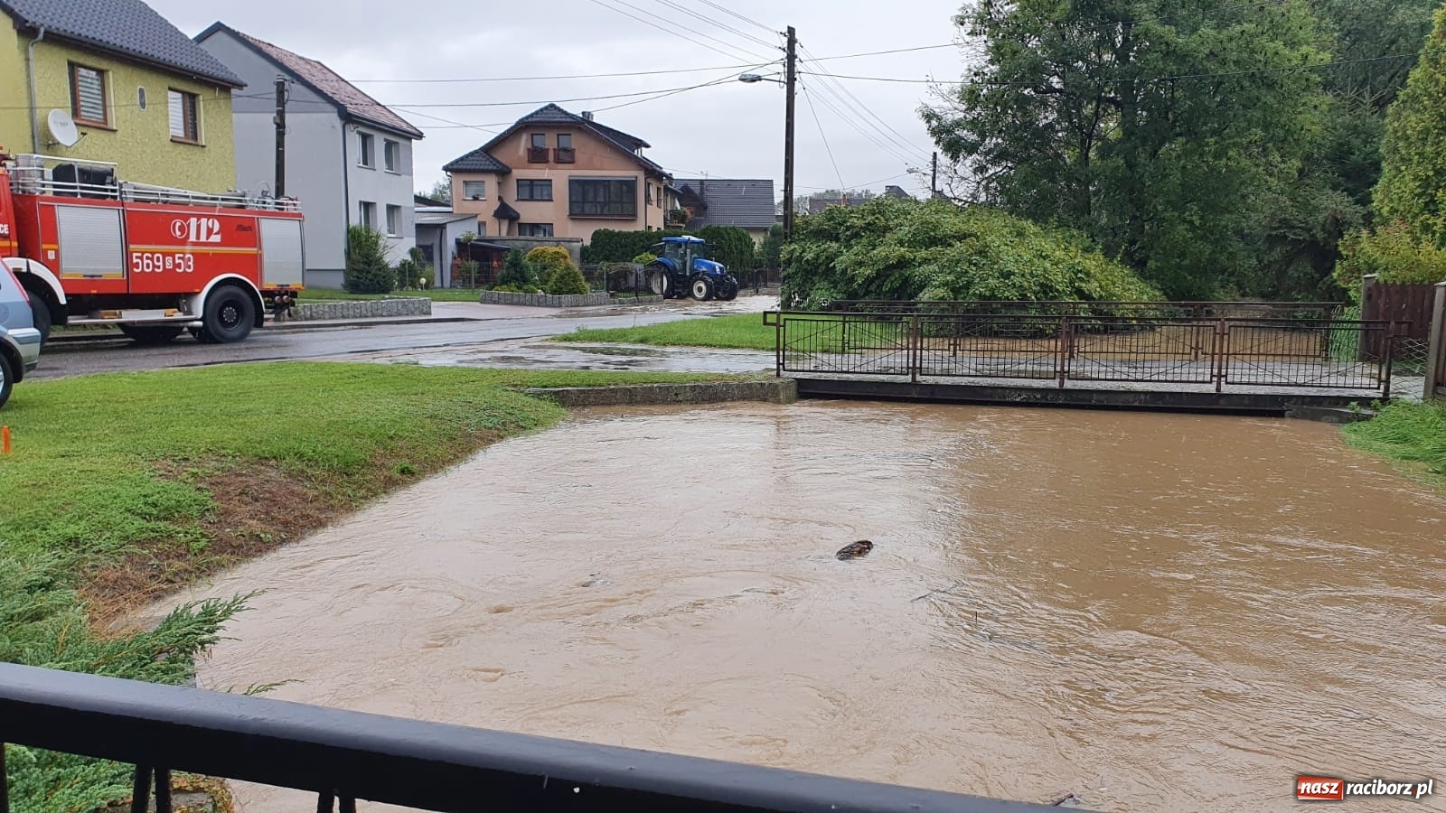 Zdjęcie w galerii na portalu naszraciborz.pl: Sytuacja powodziowa w powiecie raciborskim  wiadomości z regionu
