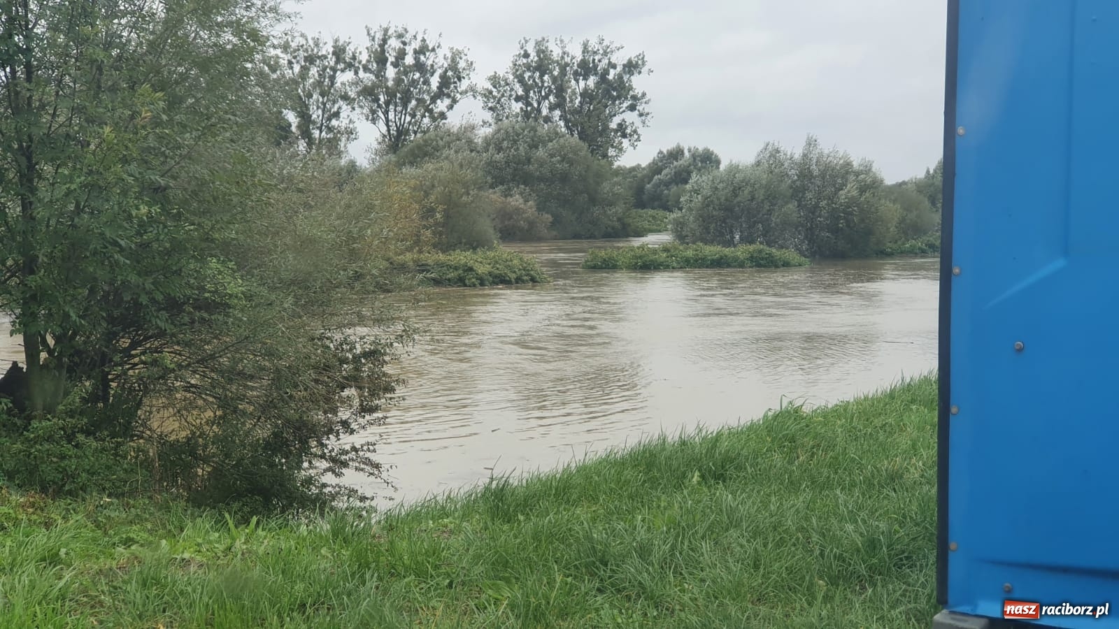 Zdjęcie w galerii na portalu naszraciborz.pl: Sytuacja powodziowa w powiecie raciborskim  wiadomości z regionu