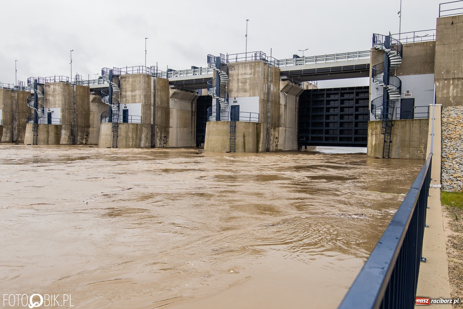 Zdjęcie w galerii na portalu naszraciborz.pl: Podjęto decyzję o natychmiastowym uruchomieniu zbiornika Racibórz wiadomości z regionu