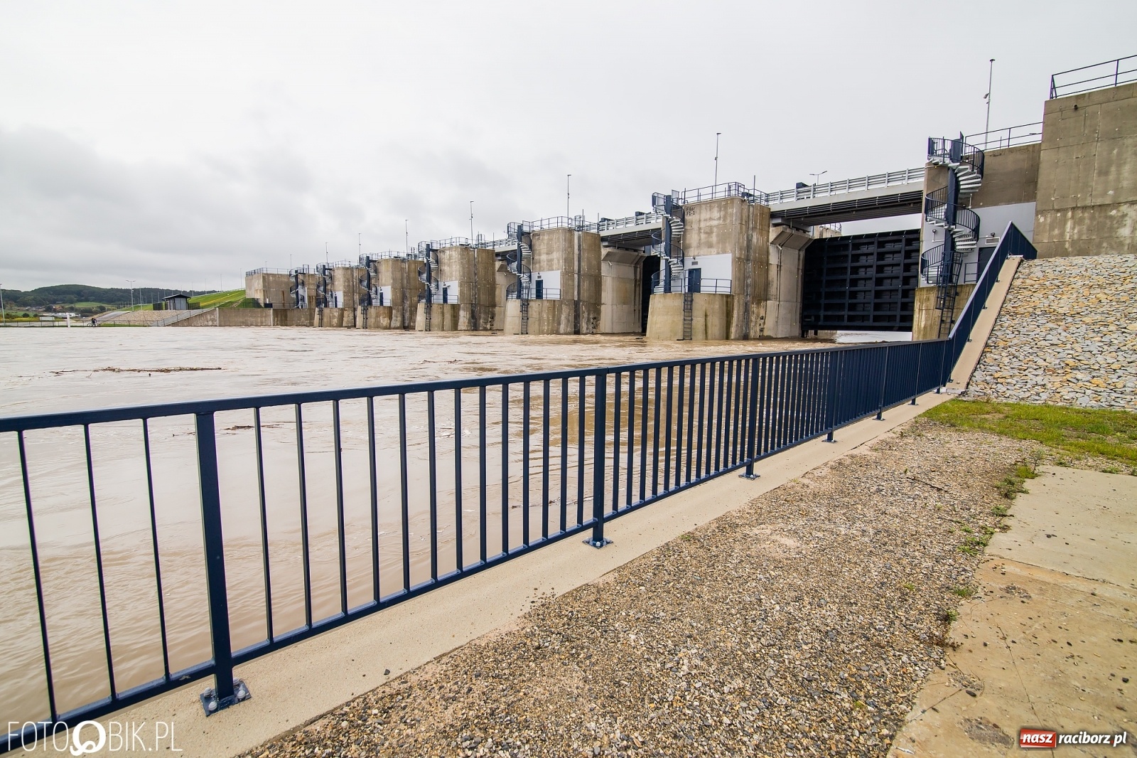 Zdjęcie w galerii na portalu naszraciborz.pl: Podjęto decyzję o natychmiastowym uruchomieniu zbiornika Racibórz wiadomości z regionu