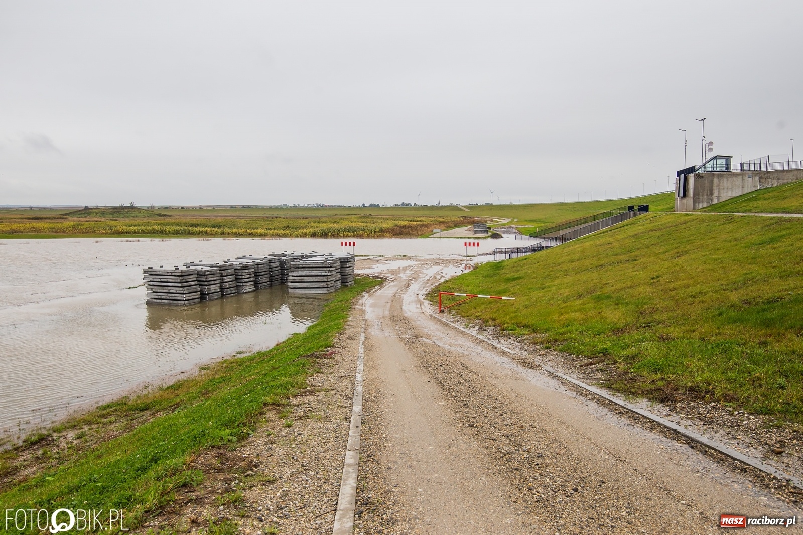 Zdjęcie w galerii na portalu naszraciborz.pl: Podjęto decyzję o natychmiastowym uruchomieniu zbiornika Racibórz wiadomości z regionu