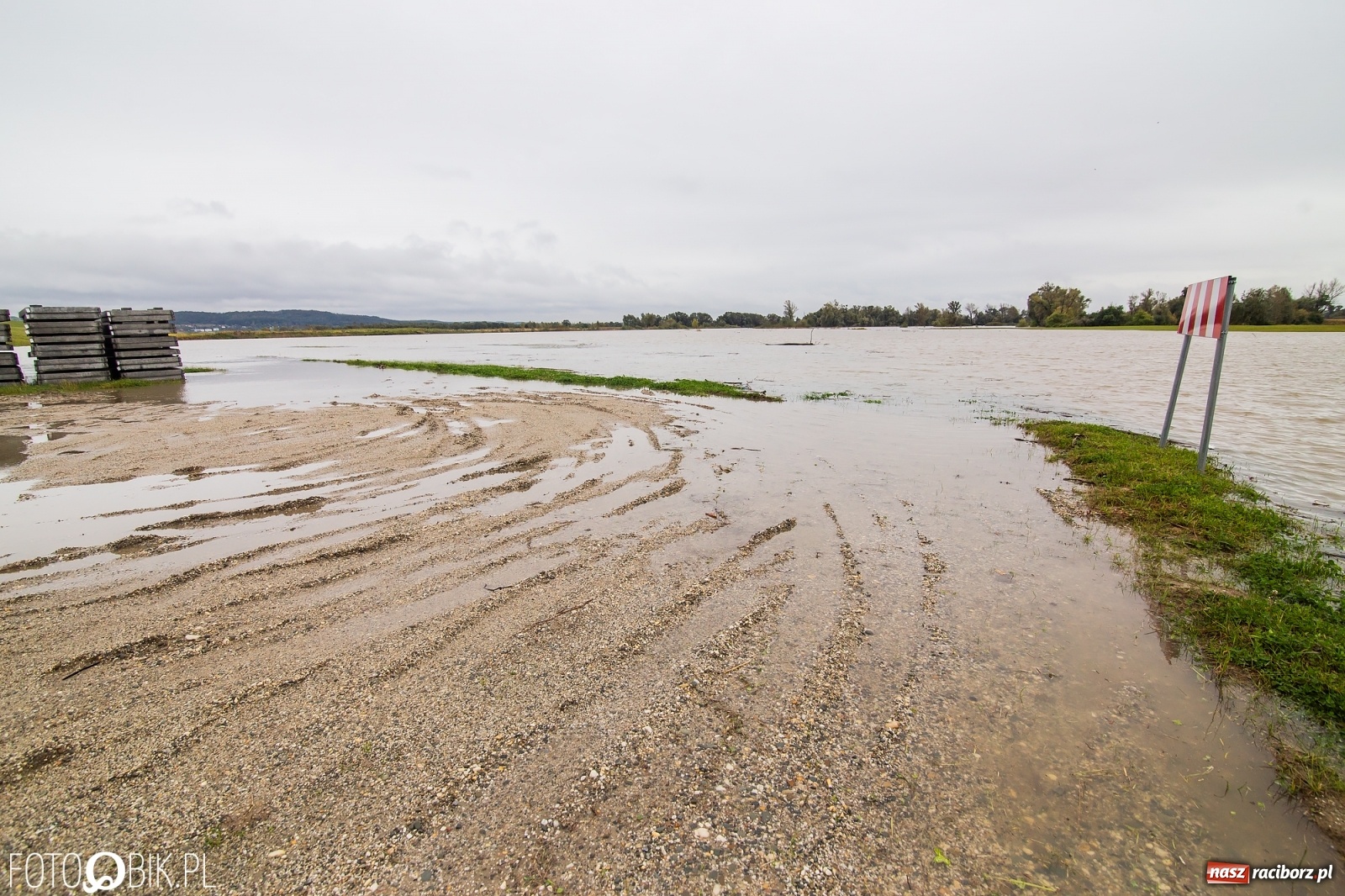 Zdjęcie w galerii na portalu naszraciborz.pl: Podjęto decyzję o natychmiastowym uruchomieniu zbiornika Racibórz wiadomości z regionu