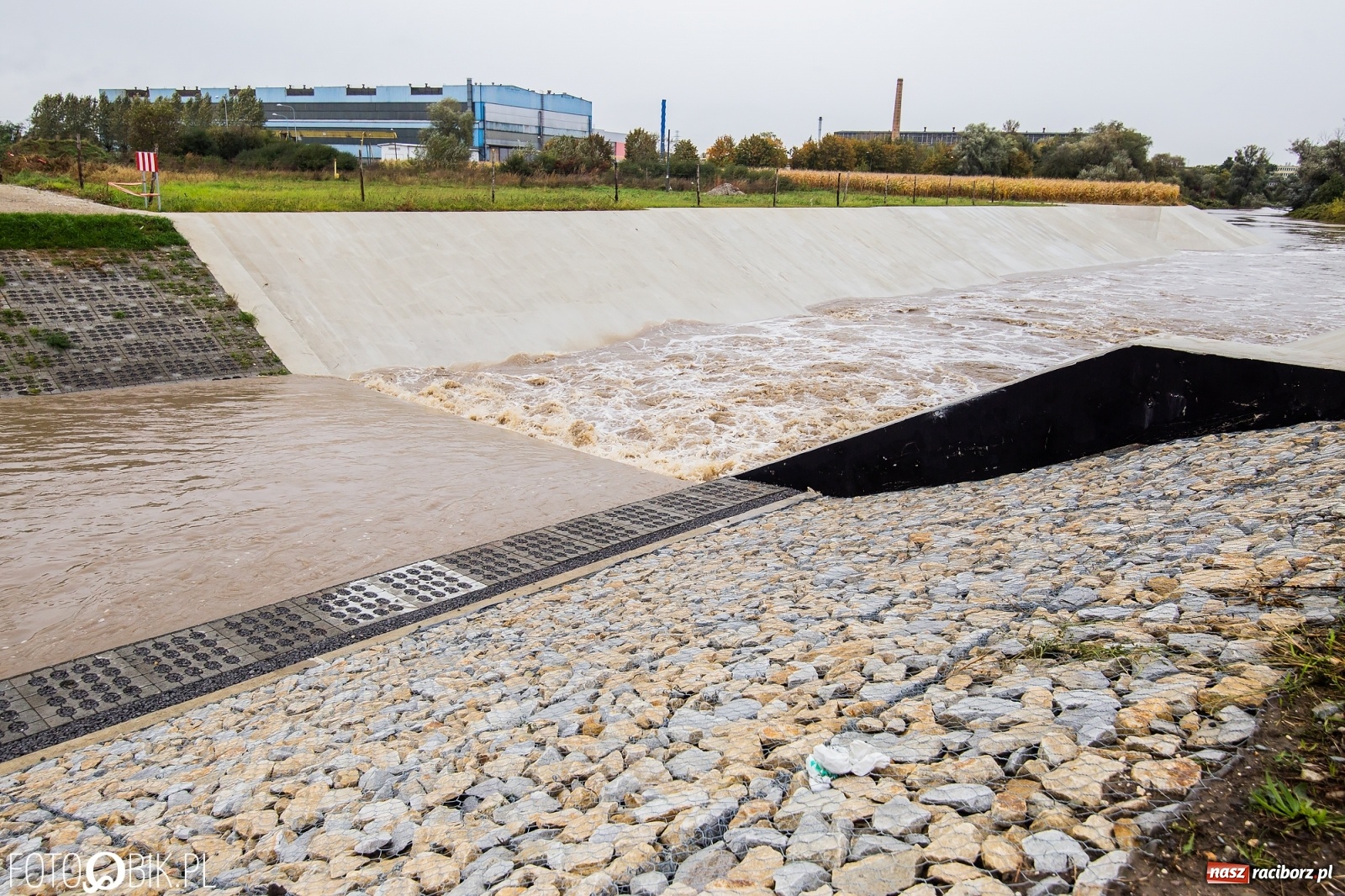 Zdjęcie w galerii na portalu naszraciborz.pl: Podjęto decyzję o natychmiastowym uruchomieniu zbiornika Racibórz wiadomości z regionu