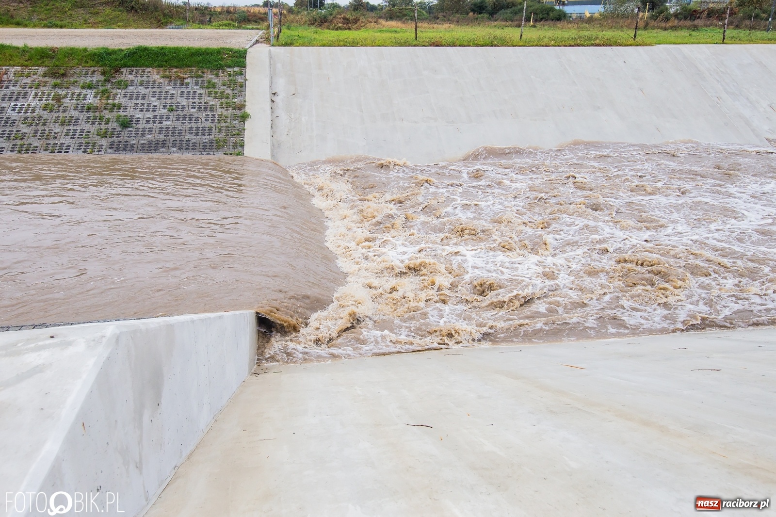 Zdjęcie w galerii na portalu naszraciborz.pl: Podjęto decyzję o natychmiastowym uruchomieniu zbiornika Racibórz wiadomości z regionu
