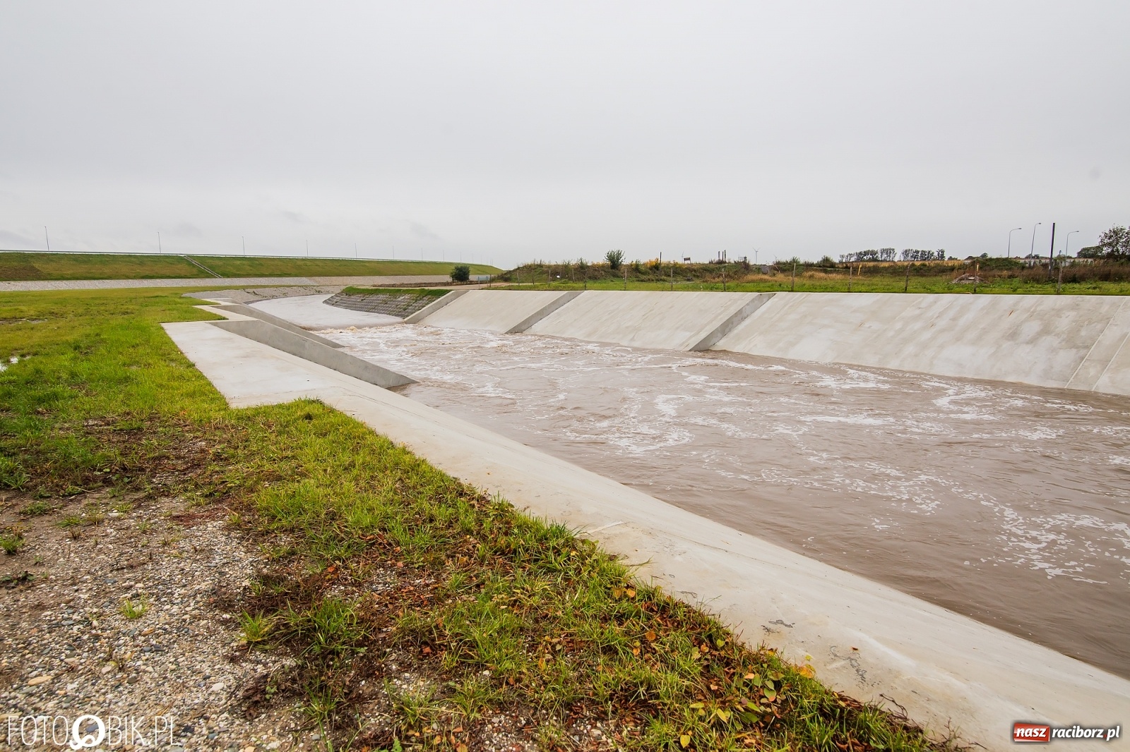 Zdjęcie w galerii na portalu naszraciborz.pl: Podjęto decyzję o natychmiastowym uruchomieniu zbiornika Racibórz wiadomości z regionu
