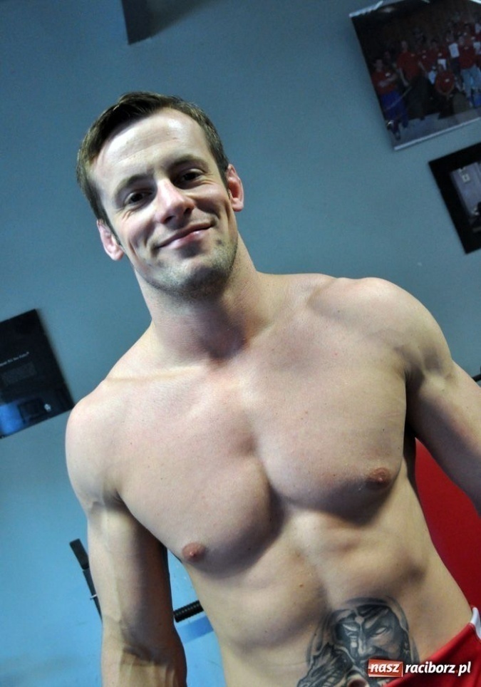 Zdjęcie w galerii na portalu naszraciborz.pl: Gwiazdy KSW gościły na Unii wiadomości z regionu