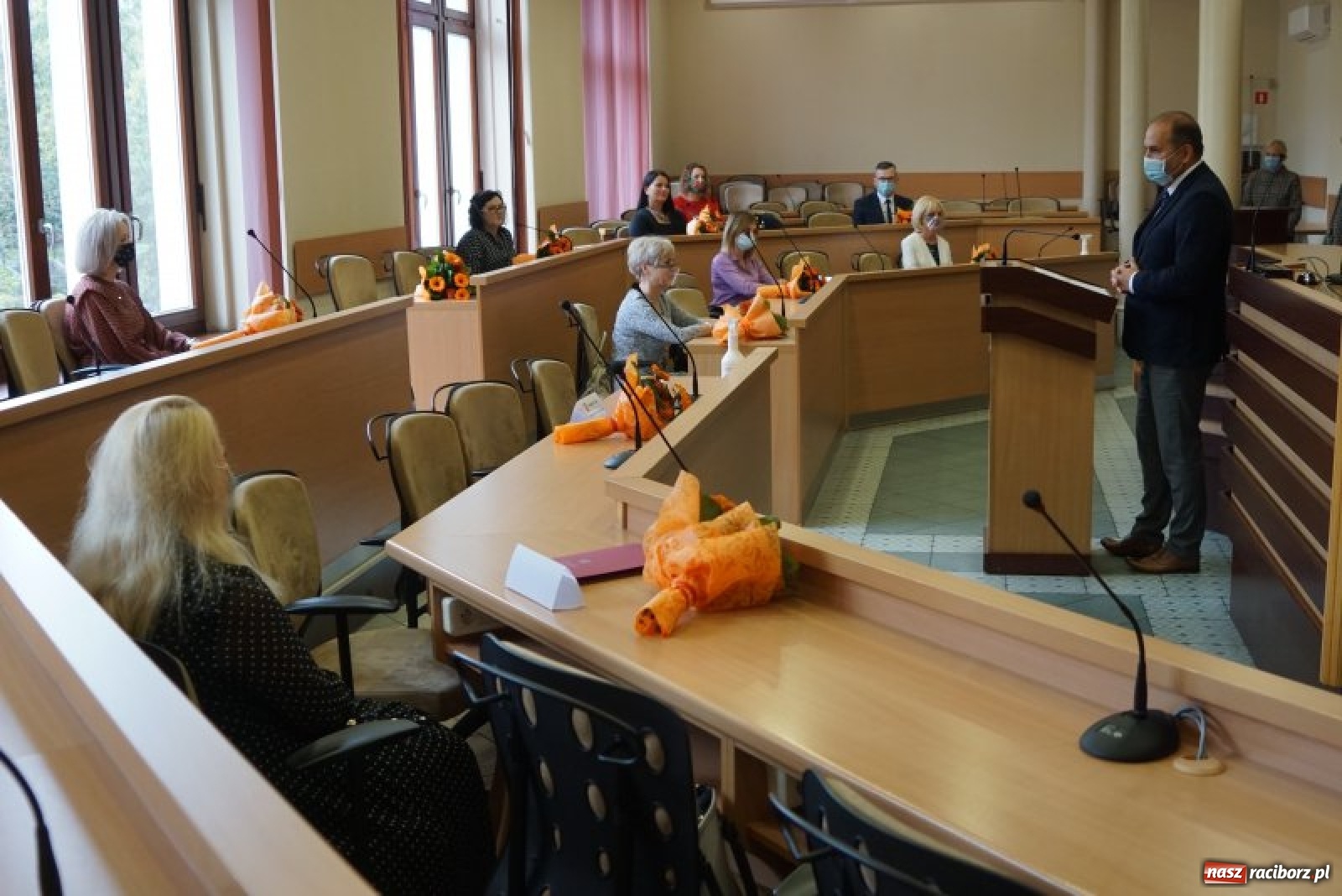 Zdjęcie w galerii na portalu naszraciborz.pl: Nauczyciele miejskich szkół w Raciborzu wyróżnieni wiadomości z regionu