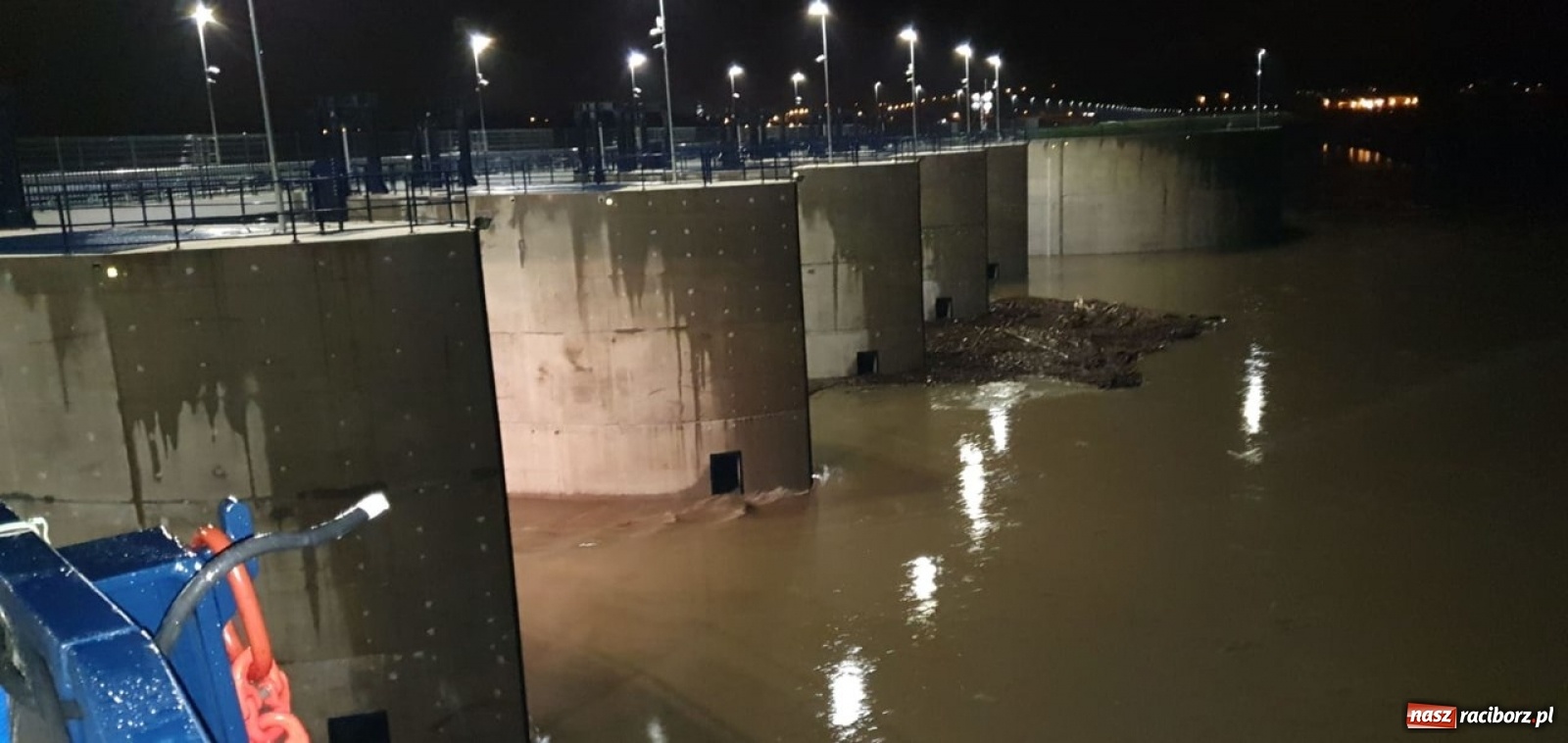 Zdjęcie w galerii na portalu naszraciborz.pl: Zbiornik Racibórz - zdjęcia i film z poranka 15.10.2020  wiadomości z regionu