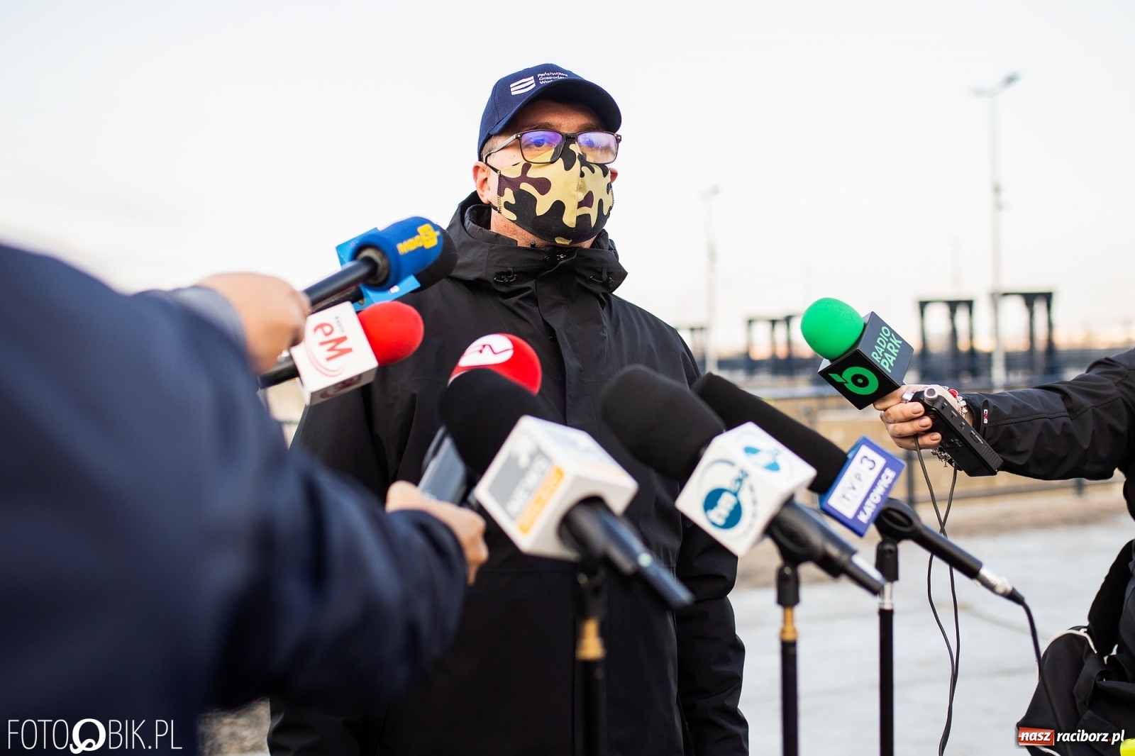 Zdjęcie w galerii na portalu naszraciborz.pl: Zbiornik Racibórz zadziałał. Fala efektywnie spłaszczona [FOTO i WIDEO] wiadomości z regionu