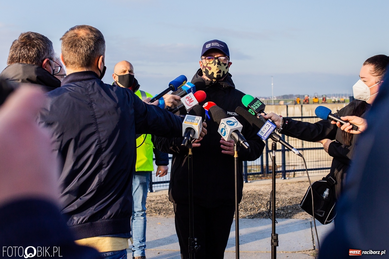 Zdjęcie w galerii na portalu naszraciborz.pl: Zbiornik Racibórz zadziałał. Fala efektywnie spłaszczona [FOTO i WIDEO] wiadomości z regionu