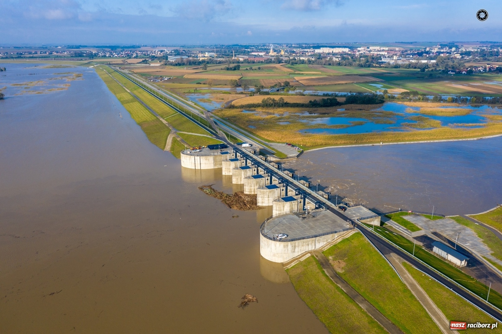 Zdjęcie w galerii na portalu naszraciborz.pl: 25 lat po wielkiej powodzi. Czy jesteśmy dziś bezpieczni? wiadomości z regionu