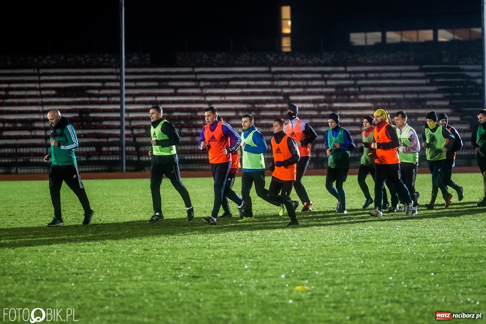 Zdjęcie w galerii na portalu naszraciborz.pl: Właśnie tak trenują sędziowie Podokręgu Racibórz [FOTO] wiadomości z regionu