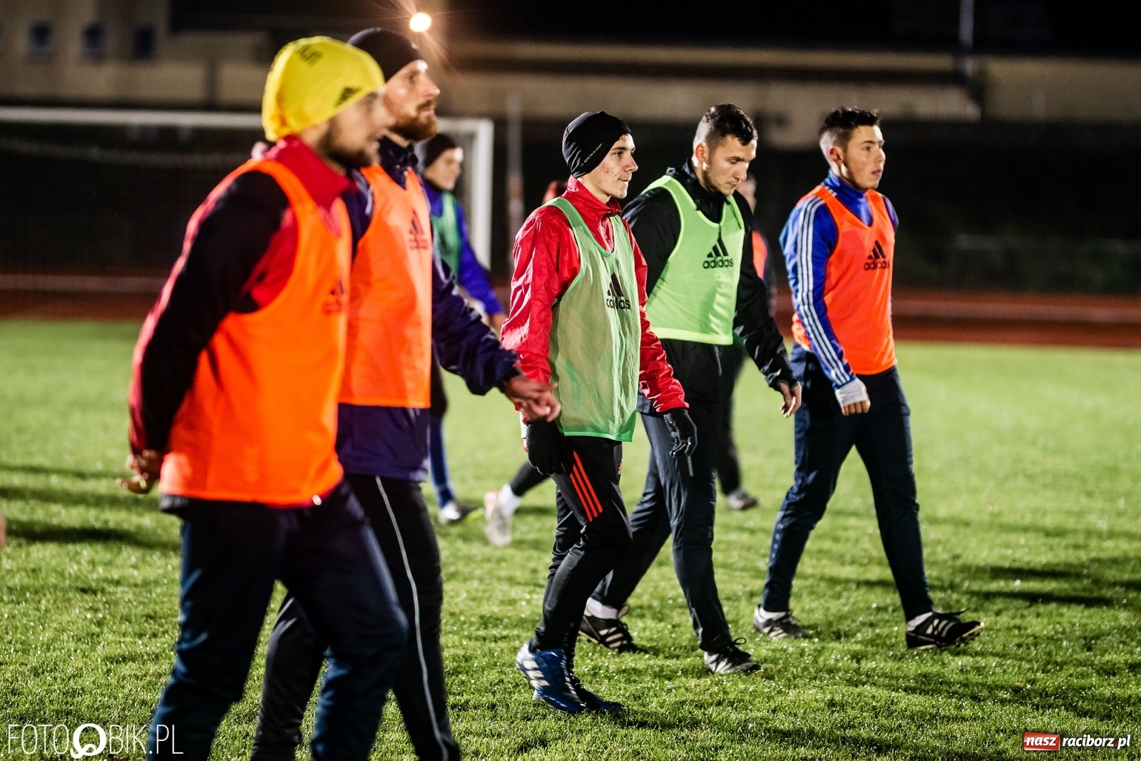 Zdjęcie w galerii na portalu naszraciborz.pl: Właśnie tak trenują sędziowie Podokręgu Racibórz [FOTO] wiadomości z regionu