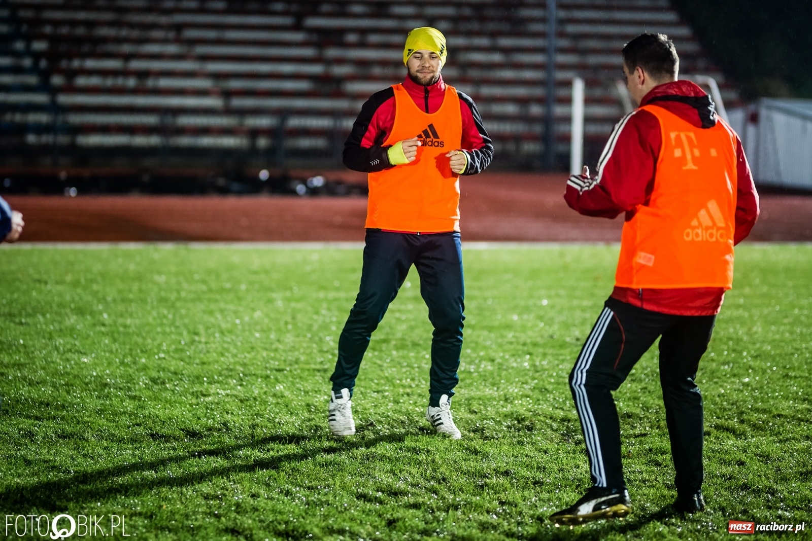 Zdjęcie w galerii na portalu naszraciborz.pl: Właśnie tak trenują sędziowie Podokręgu Racibórz [FOTO] wiadomości z regionu