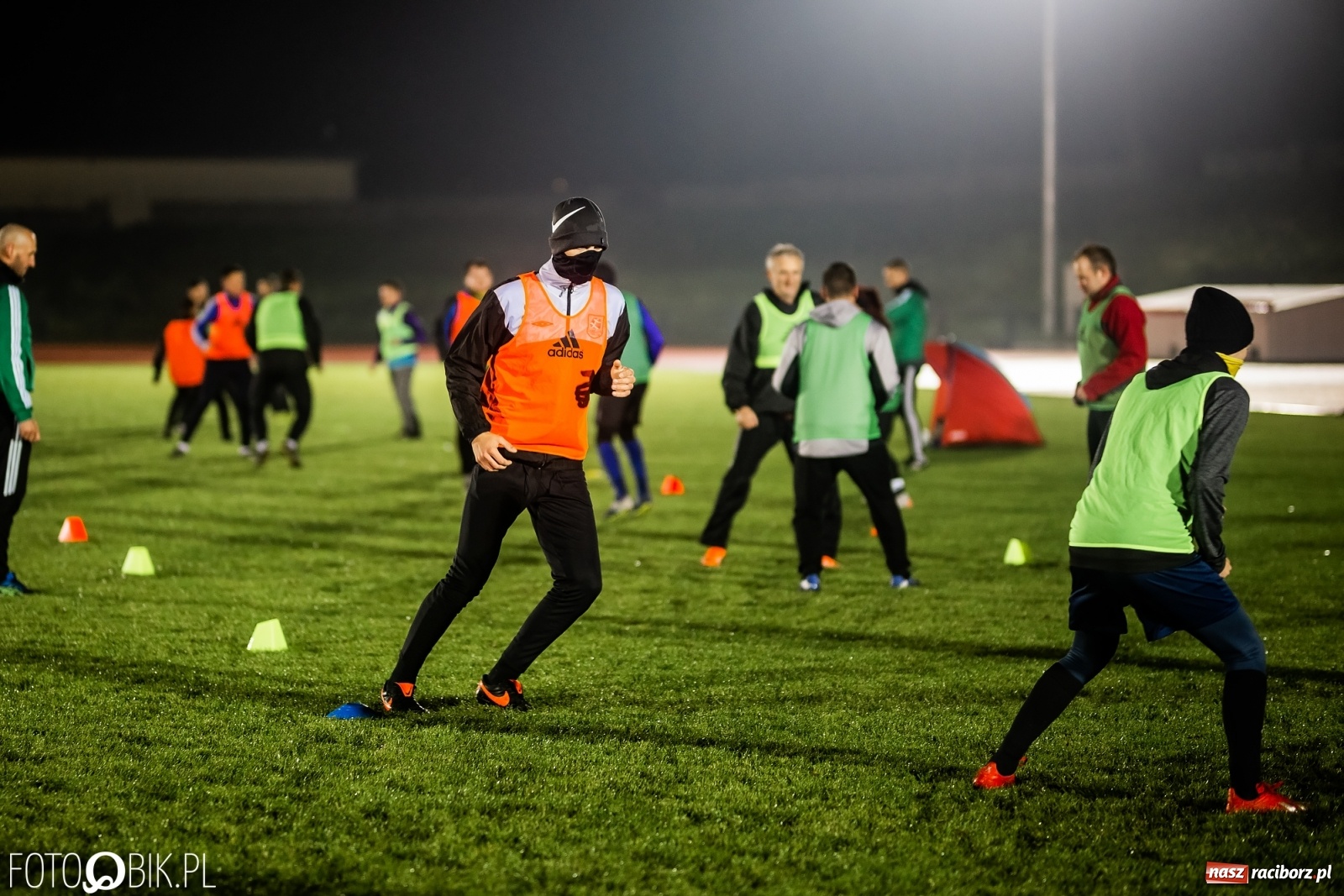 Zdjęcie w galerii na portalu naszraciborz.pl: Właśnie tak trenują sędziowie Podokręgu Racibórz [FOTO] wiadomości z regionu