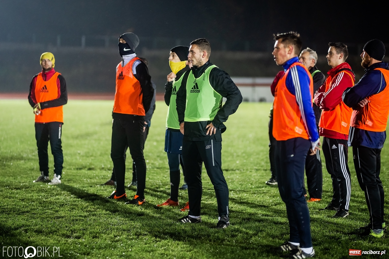 Zdjęcie w galerii na portalu naszraciborz.pl: Właśnie tak trenują sędziowie Podokręgu Racibórz [FOTO] wiadomości z regionu