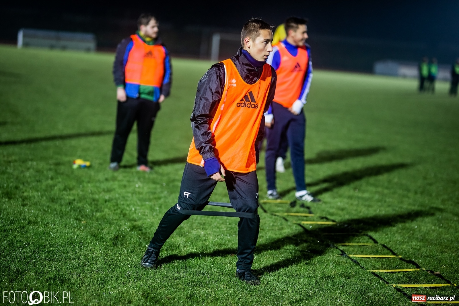 Zdjęcie w galerii na portalu naszraciborz.pl: Właśnie tak trenują sędziowie Podokręgu Racibórz [FOTO] wiadomości z regionu