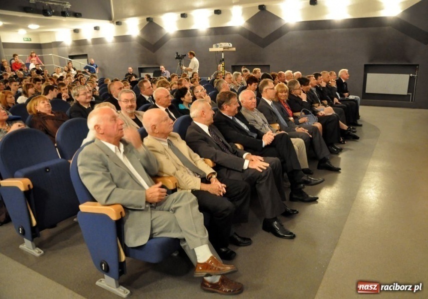 Zdjęcie w galerii na portalu naszraciborz.pl: Victoria Racibórz ma już 40 lat wiadomości z regionu