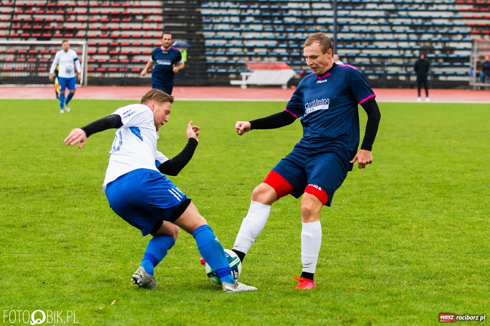 Zdjęcie w galerii na portalu naszraciborz.pl: Gol z połowy boiska ustawił spotkanie. Unia górą nad Krzyżanowicami [FOTO] wiadomości z regionu