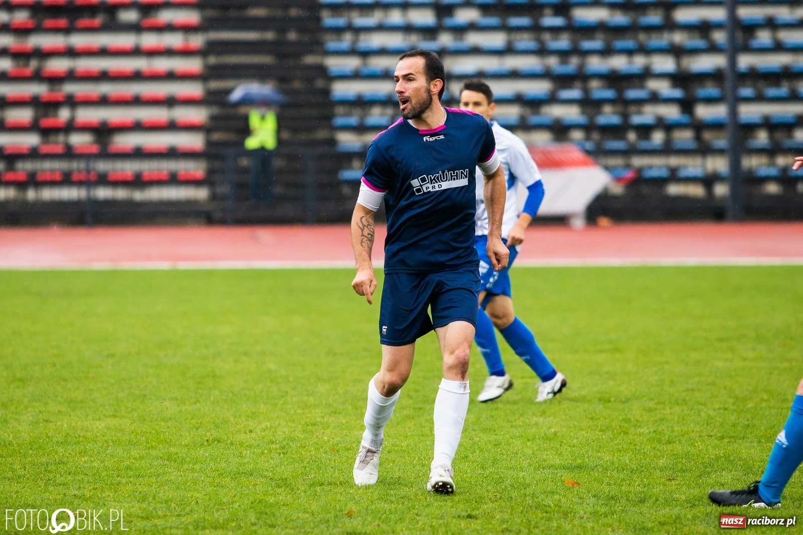 Zdjęcie w galerii na portalu naszraciborz.pl: Gol z połowy boiska ustawił spotkanie. Unia górą nad Krzyżanowicami [FOTO] wiadomości z regionu