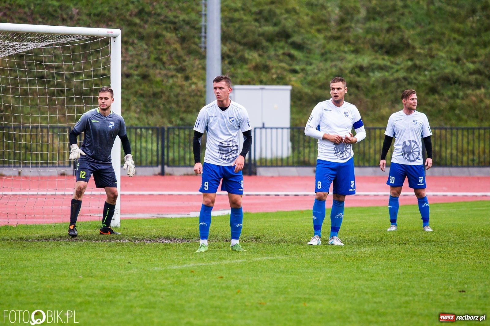 Zdjęcie w galerii na portalu naszraciborz.pl: Gol z połowy boiska ustawił spotkanie. Unia górą nad Krzyżanowicami [FOTO] wiadomości z regionu