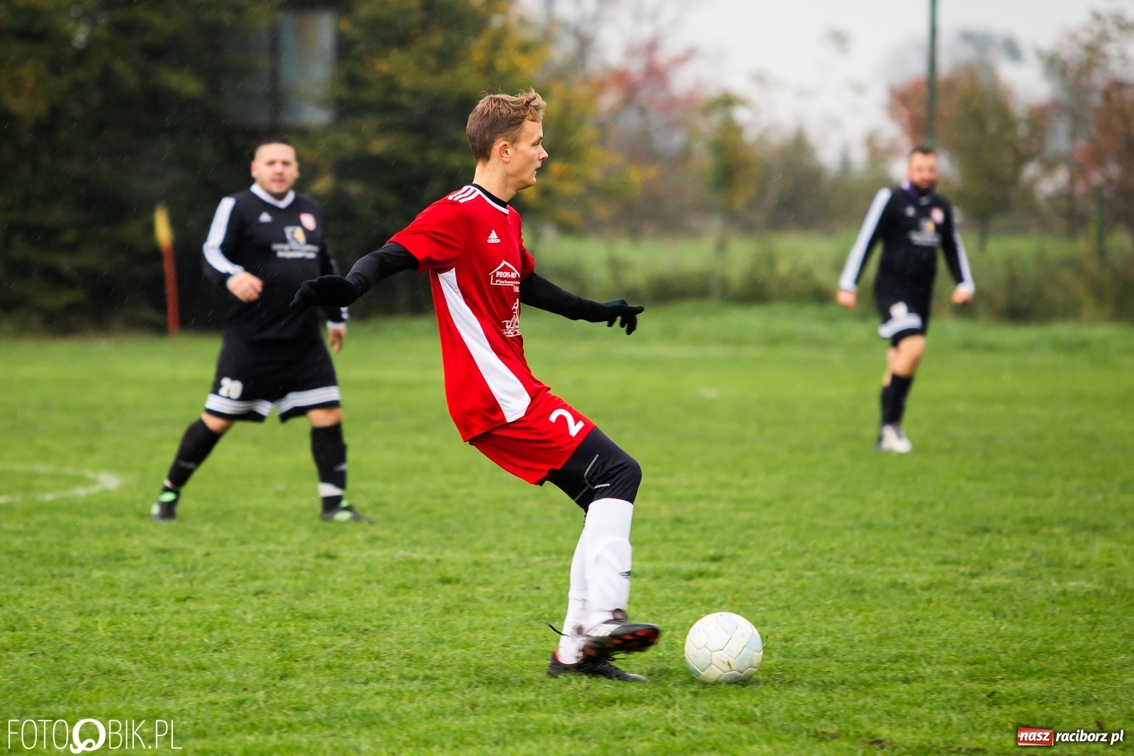 Zdjęcie w galerii na portalu naszraciborz.pl: Gdzie się podziała passa Płoni? Trzecia z rzędu porażka Wichru [FOTO] wiadomości z regionu