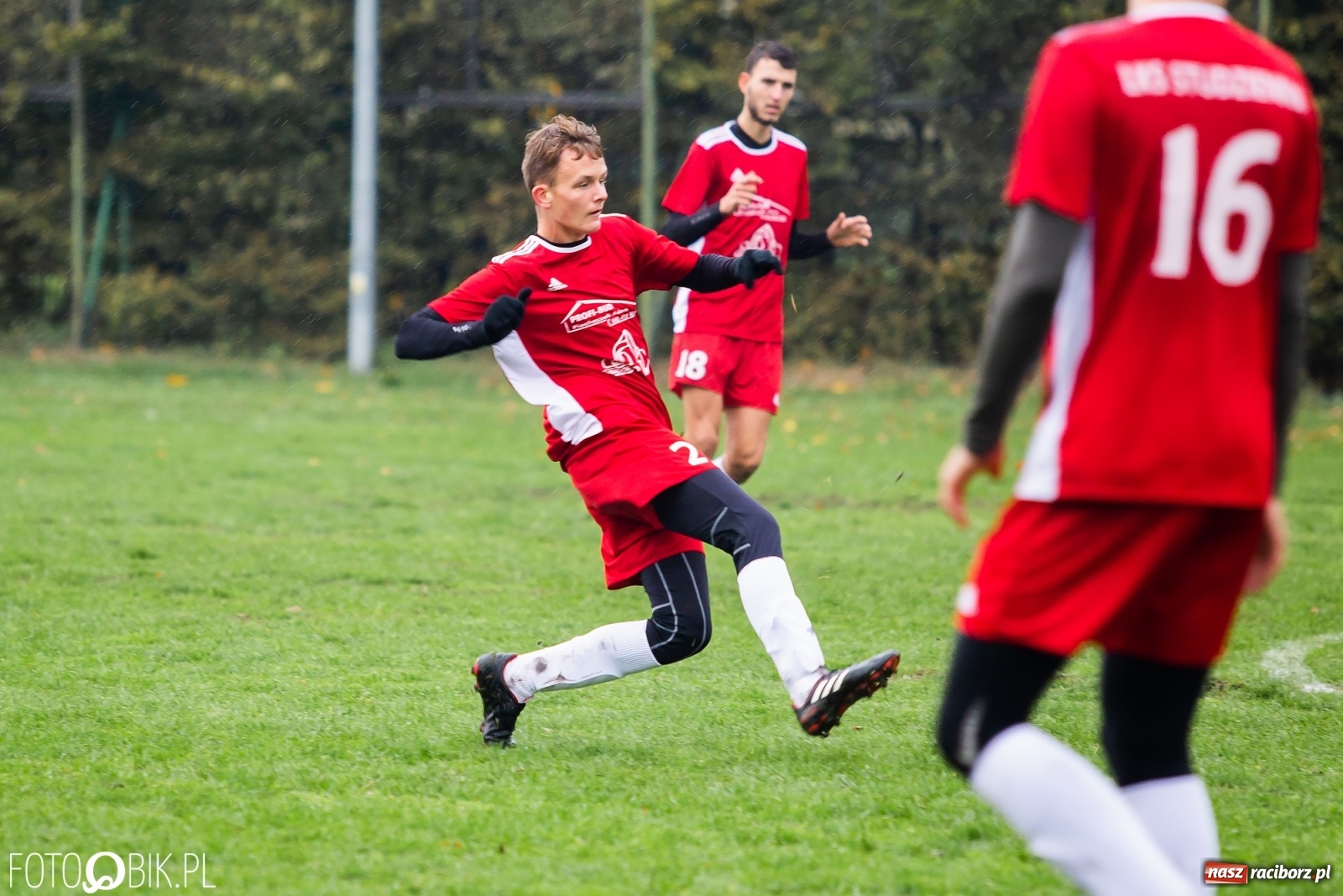 Zdjęcie w galerii na portalu naszraciborz.pl: Gdzie się podziała passa Płoni? Trzecia z rzędu porażka Wichru [FOTO] wiadomości z regionu