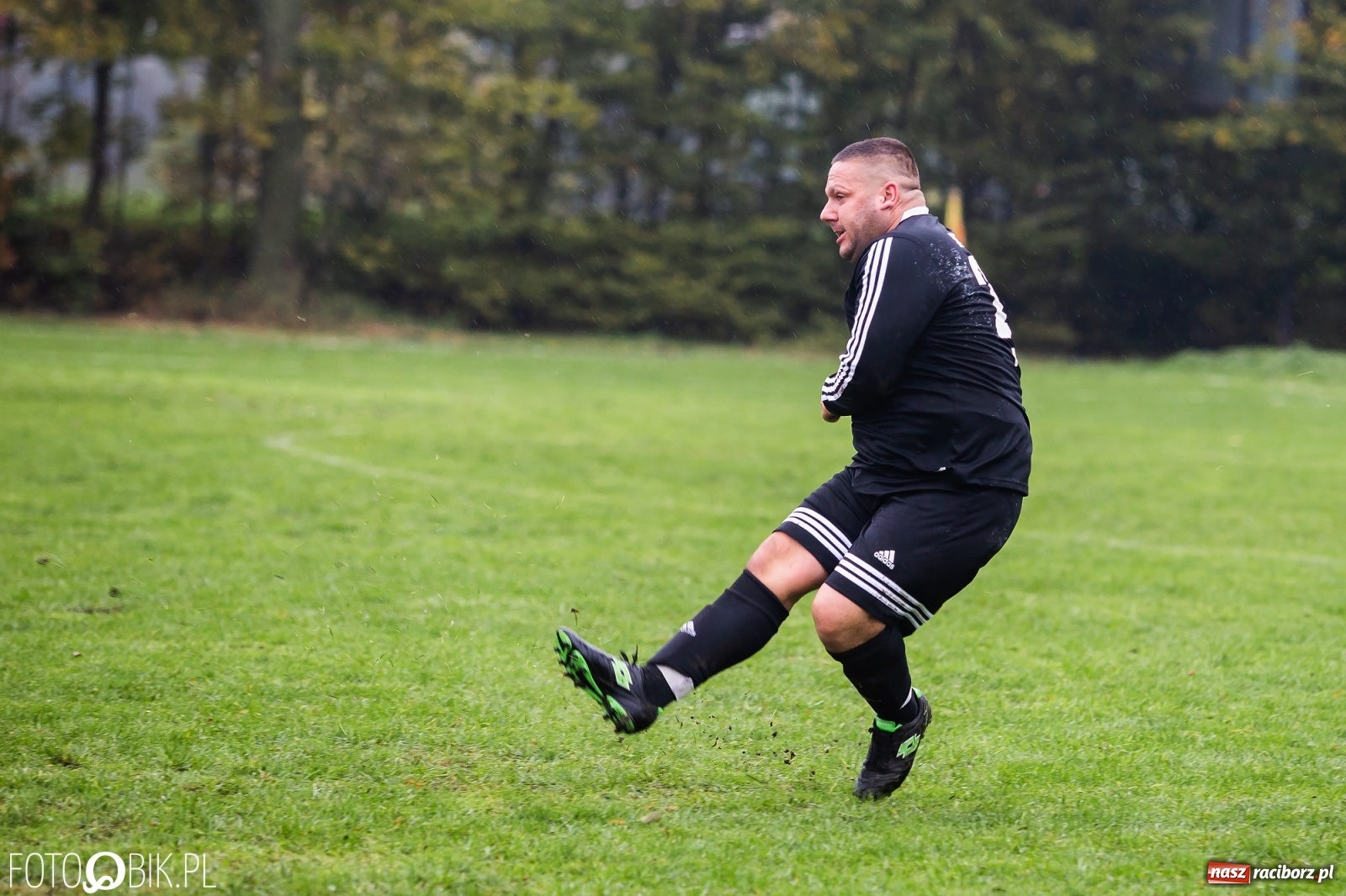 Zdjęcie w galerii na portalu naszraciborz.pl: Gdzie się podziała passa Płoni? Trzecia z rzędu porażka Wichru [FOTO] wiadomości z regionu