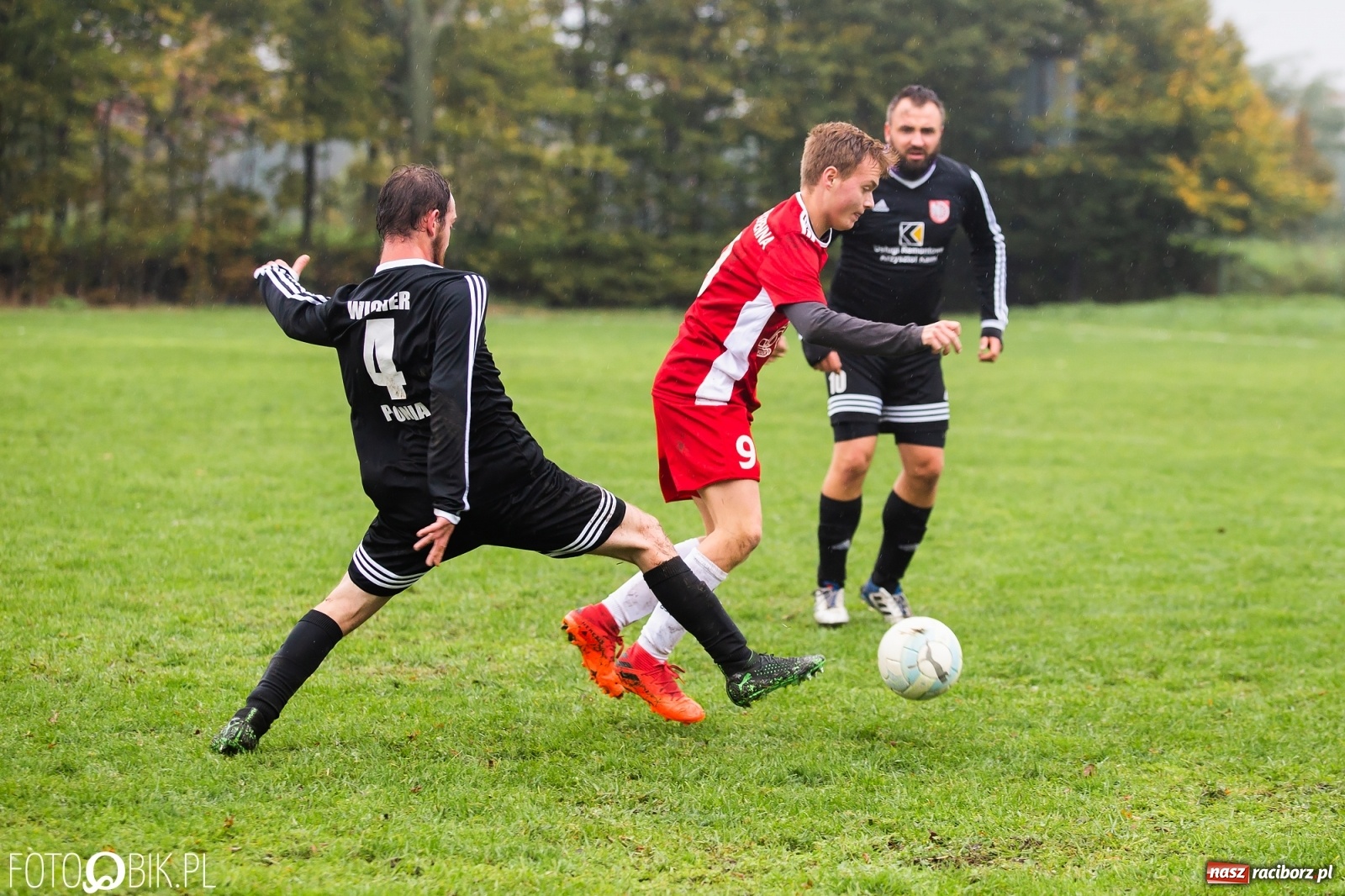 Zdjęcie w galerii na portalu naszraciborz.pl: Gdzie się podziała passa Płoni? Trzecia z rzędu porażka Wichru [FOTO] wiadomości z regionu