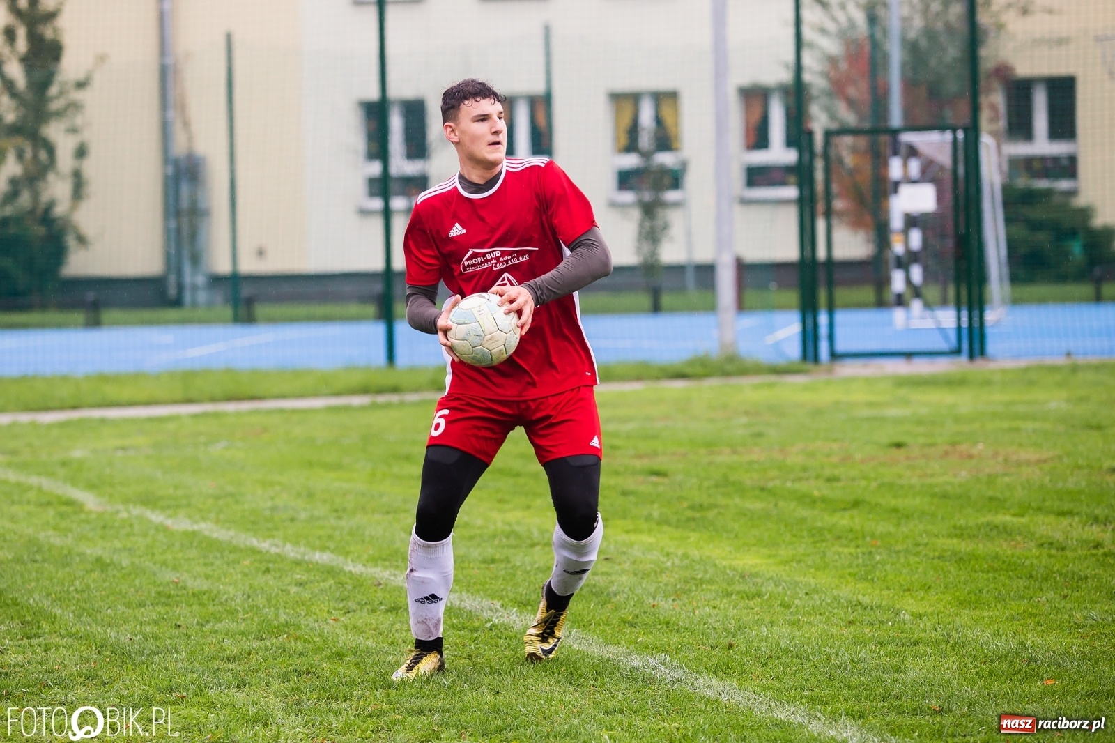 Zdjęcie w galerii na portalu naszraciborz.pl: Gdzie się podziała passa Płoni? Trzecia z rzędu porażka Wichru [FOTO] wiadomości z regionu