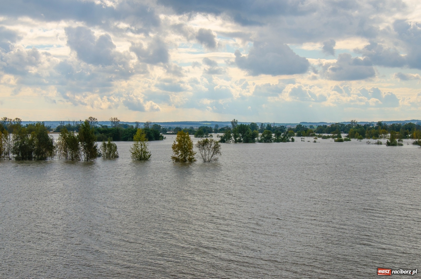 Zdjęcie w galerii na portalu naszraciborz.pl: Jak pracował zbiornik Racibórz Dolny? Wody Polskie podsumowują wiadomości z regionu