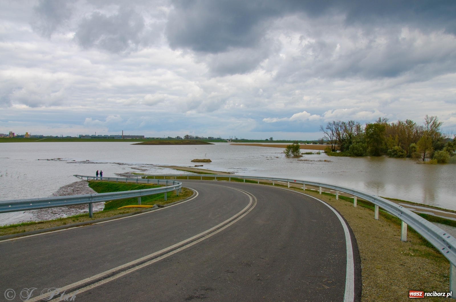 Zdjęcie w galerii na portalu naszraciborz.pl: Jak pracował zbiornik Racibórz Dolny? Wody Polskie podsumowują wiadomości z regionu