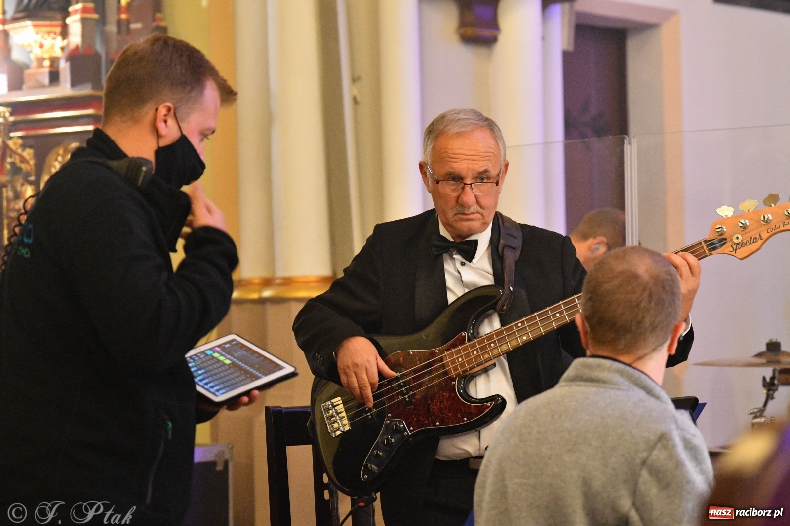 Zdjęcie w galerii na portalu naszraciborz.pl: Totus Tuus. Koncert papieski na Ostrogu [WIDEO] wiadomości z regionu