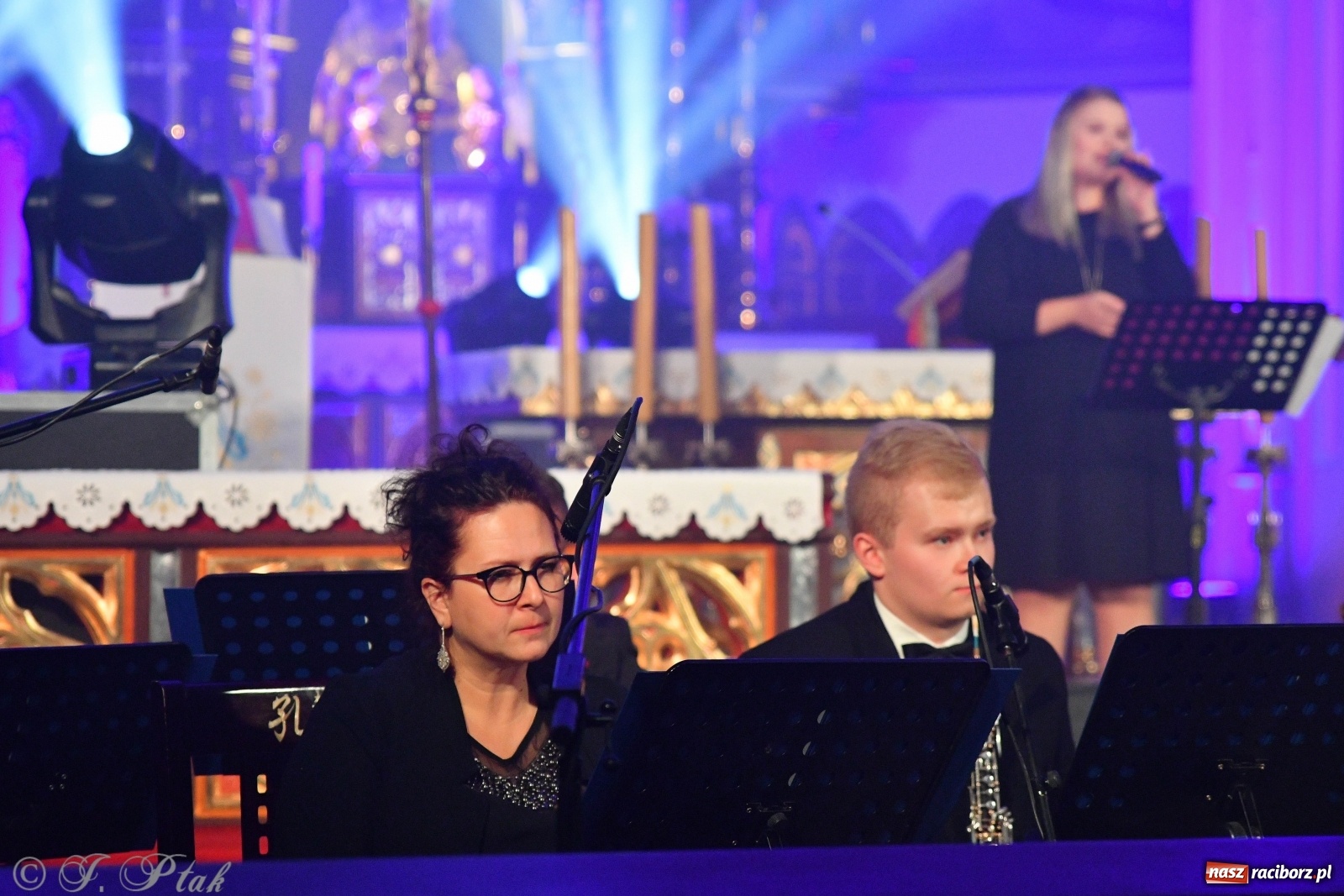 Zdjęcie w galerii na portalu naszraciborz.pl: Totus Tuus. Koncert papieski na Ostrogu [WIDEO] wiadomości z regionu