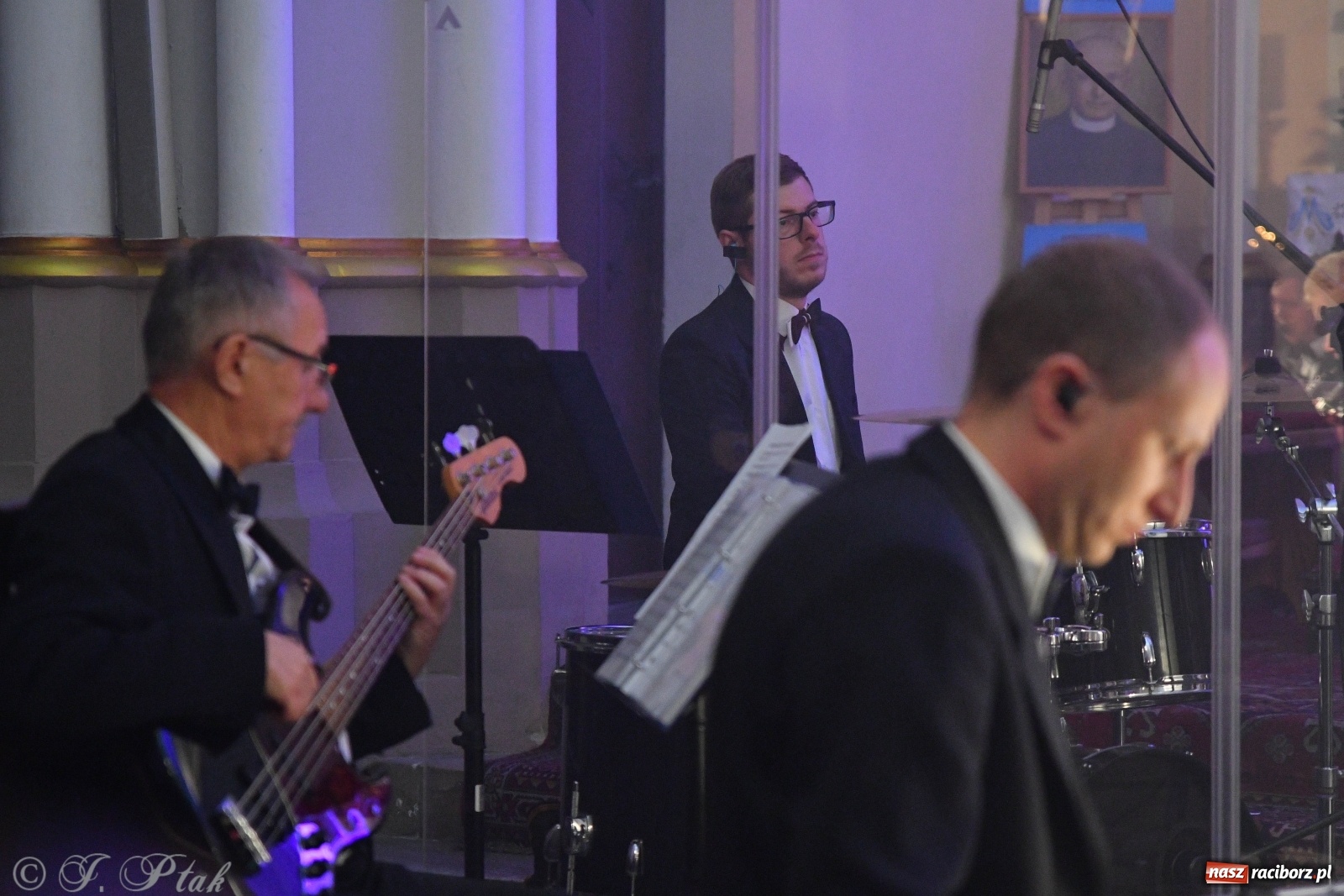 Zdjęcie w galerii na portalu naszraciborz.pl: Totus Tuus. Koncert papieski na Ostrogu [WIDEO] wiadomości z regionu