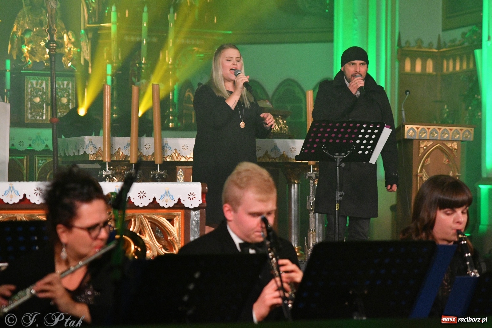 Zdjęcie w galerii na portalu naszraciborz.pl: Totus Tuus. Koncert papieski na Ostrogu [WIDEO] wiadomości z regionu