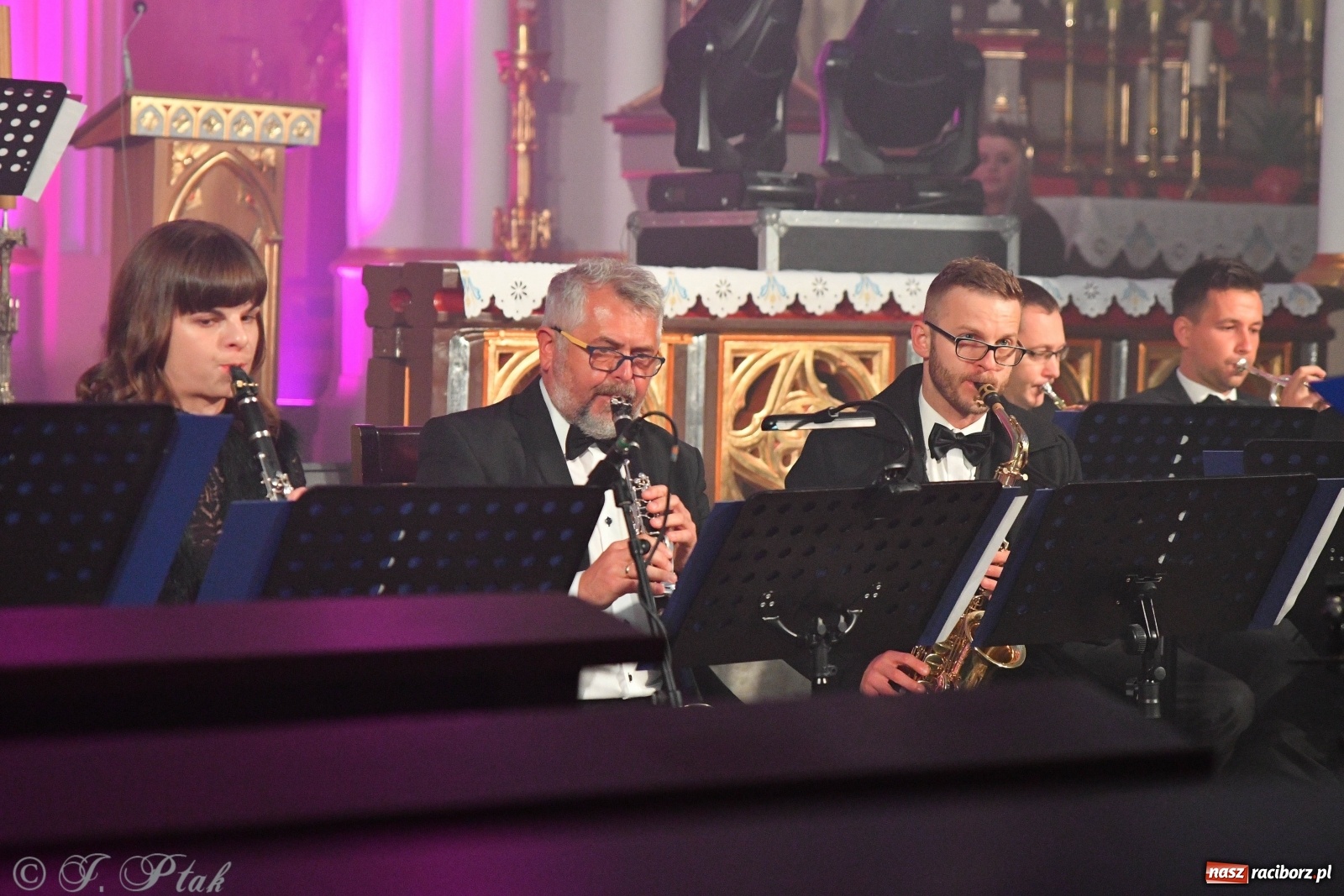 Zdjęcie w galerii na portalu naszraciborz.pl: Totus Tuus. Koncert papieski na Ostrogu [WIDEO] wiadomości z regionu