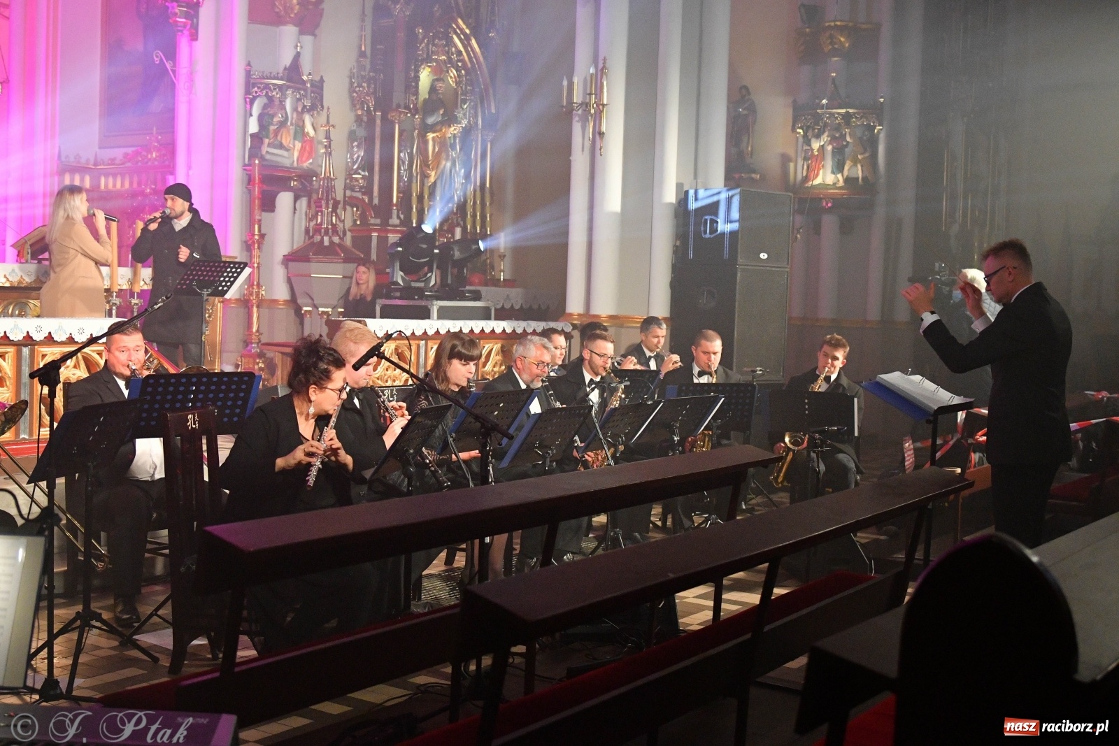 Zdjęcie w galerii na portalu naszraciborz.pl: Totus Tuus. Koncert papieski na Ostrogu [WIDEO] wiadomości z regionu