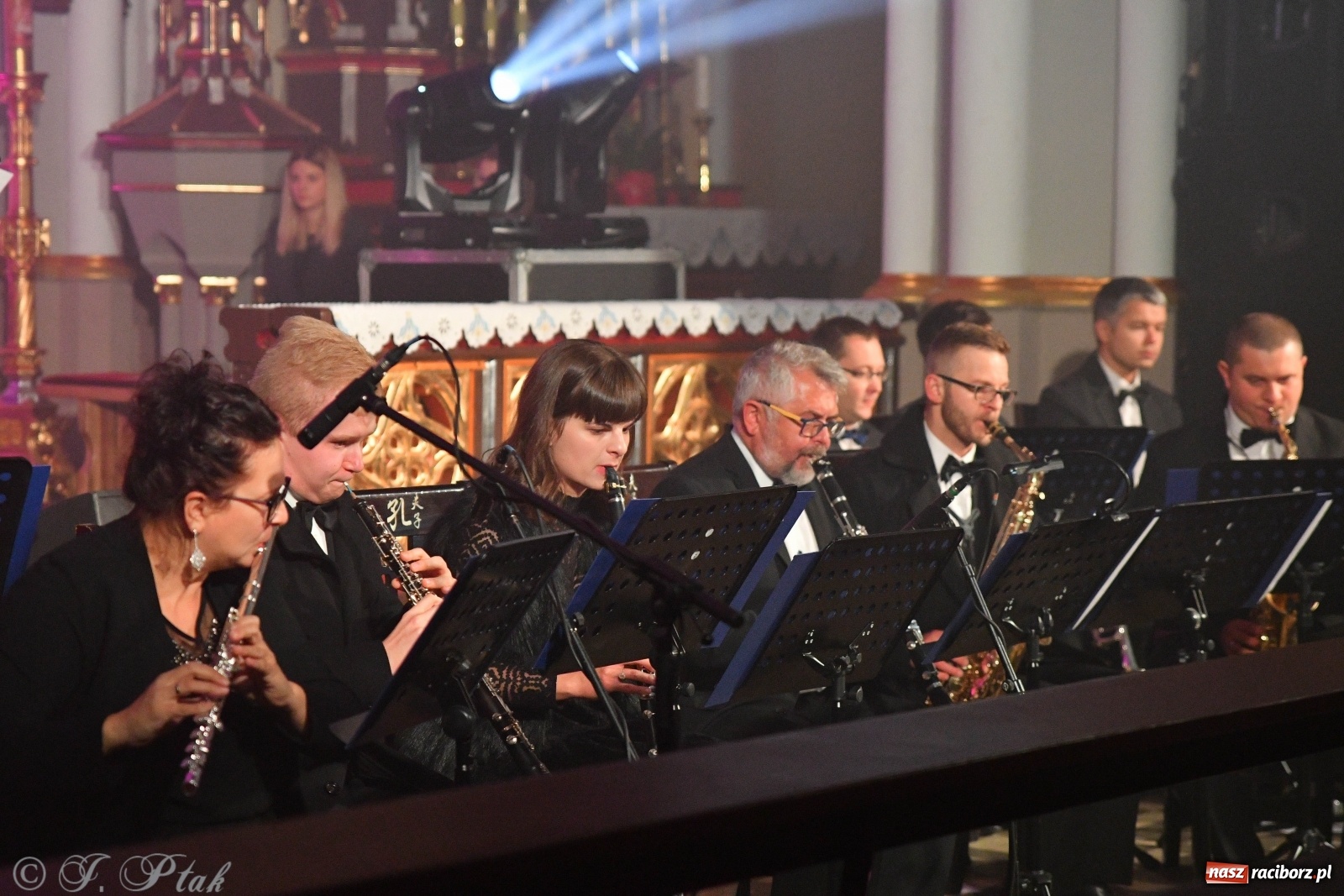 Zdjęcie w galerii na portalu naszraciborz.pl: Totus Tuus. Koncert papieski na Ostrogu [WIDEO] wiadomości z regionu