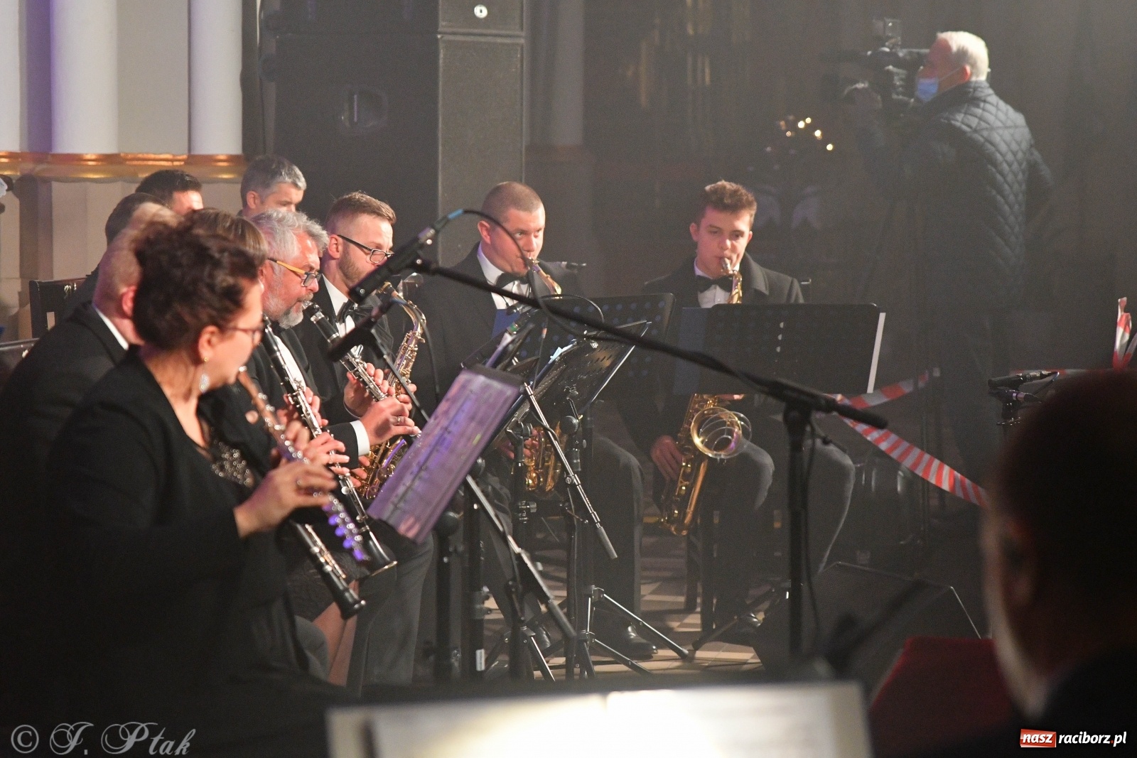 Zdjęcie w galerii na portalu naszraciborz.pl: Totus Tuus. Koncert papieski na Ostrogu [WIDEO] wiadomości z regionu