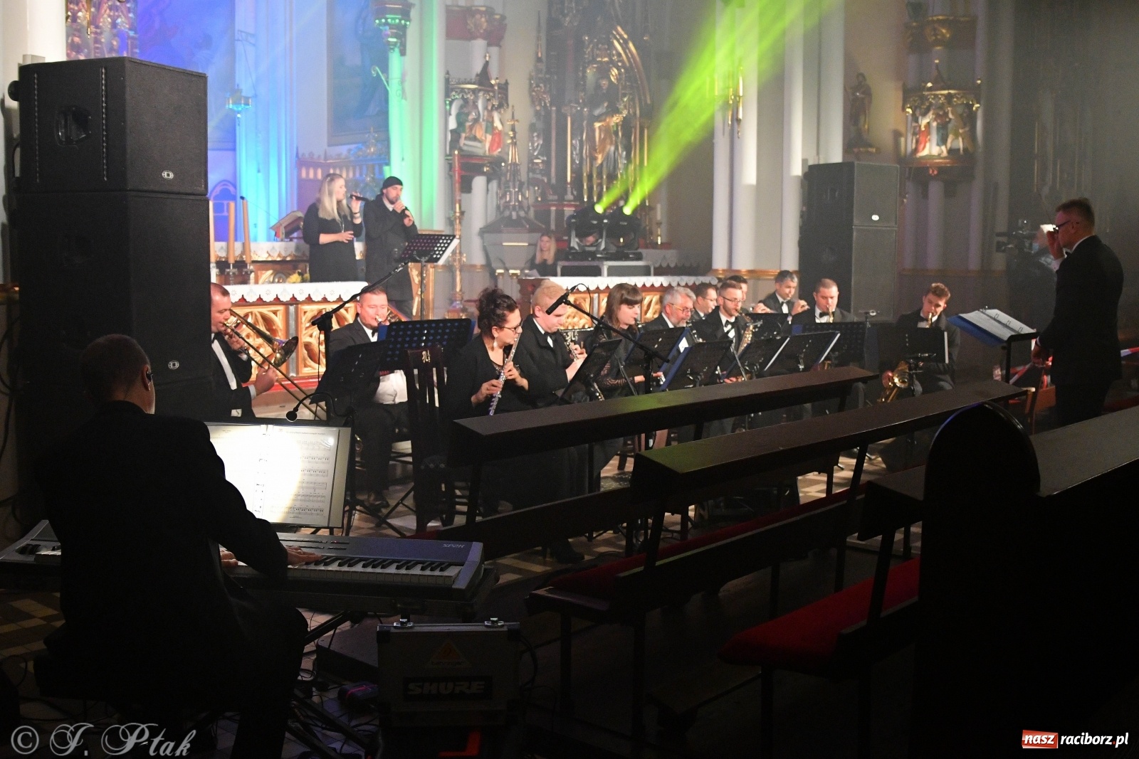 Zdjęcie w galerii na portalu naszraciborz.pl: Totus Tuus. Koncert papieski na Ostrogu [WIDEO] wiadomości z regionu