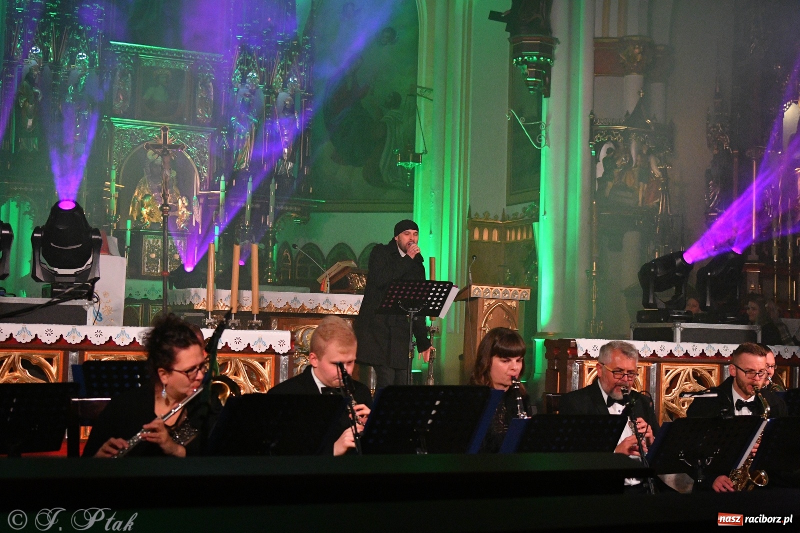 Zdjęcie w galerii na portalu naszraciborz.pl: Totus Tuus. Koncert papieski na Ostrogu [WIDEO] wiadomości z regionu