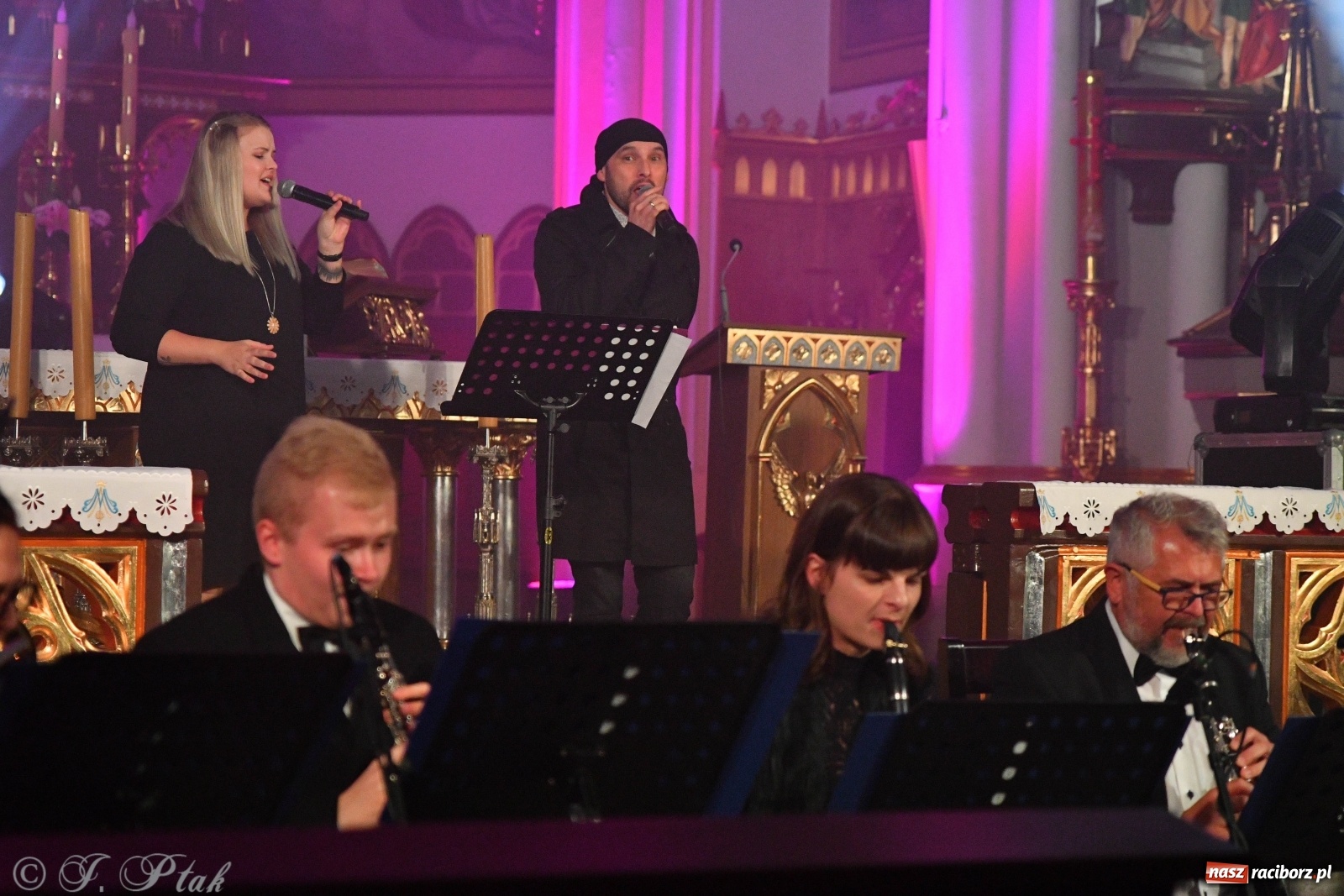 Zdjęcie w galerii na portalu naszraciborz.pl: Totus Tuus. Koncert papieski na Ostrogu [WIDEO] wiadomości z regionu