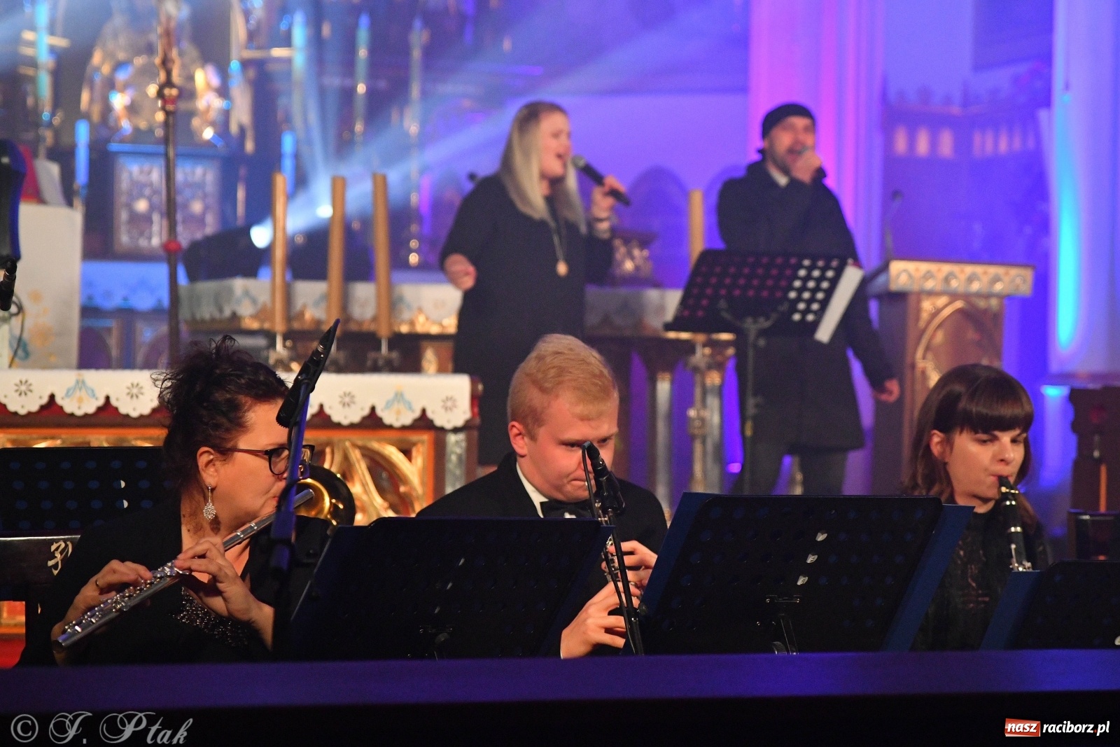 Zdjęcie w galerii na portalu naszraciborz.pl: Totus Tuus. Koncert papieski na Ostrogu [WIDEO] wiadomości z regionu